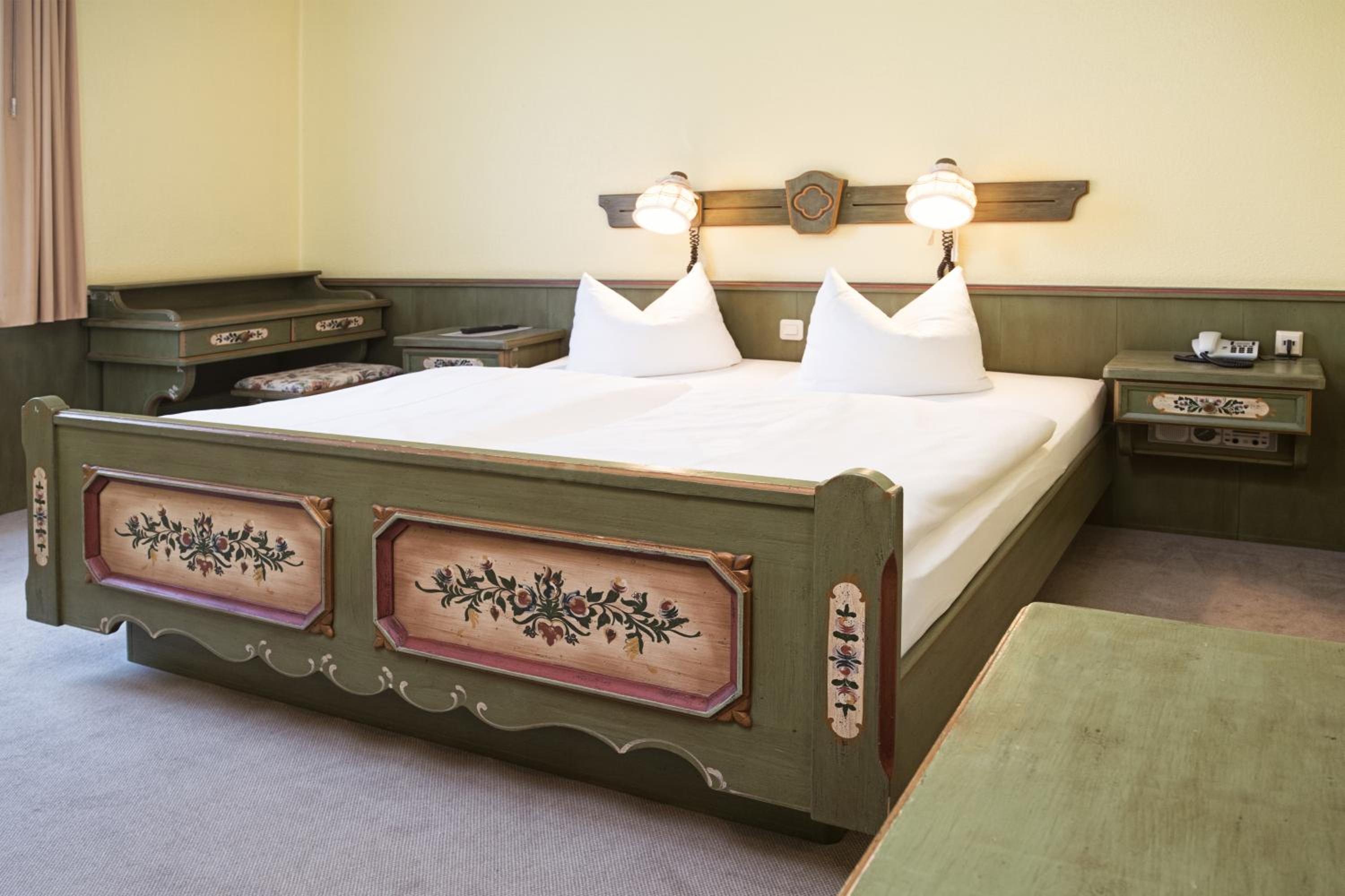 Double Room - Photo 11