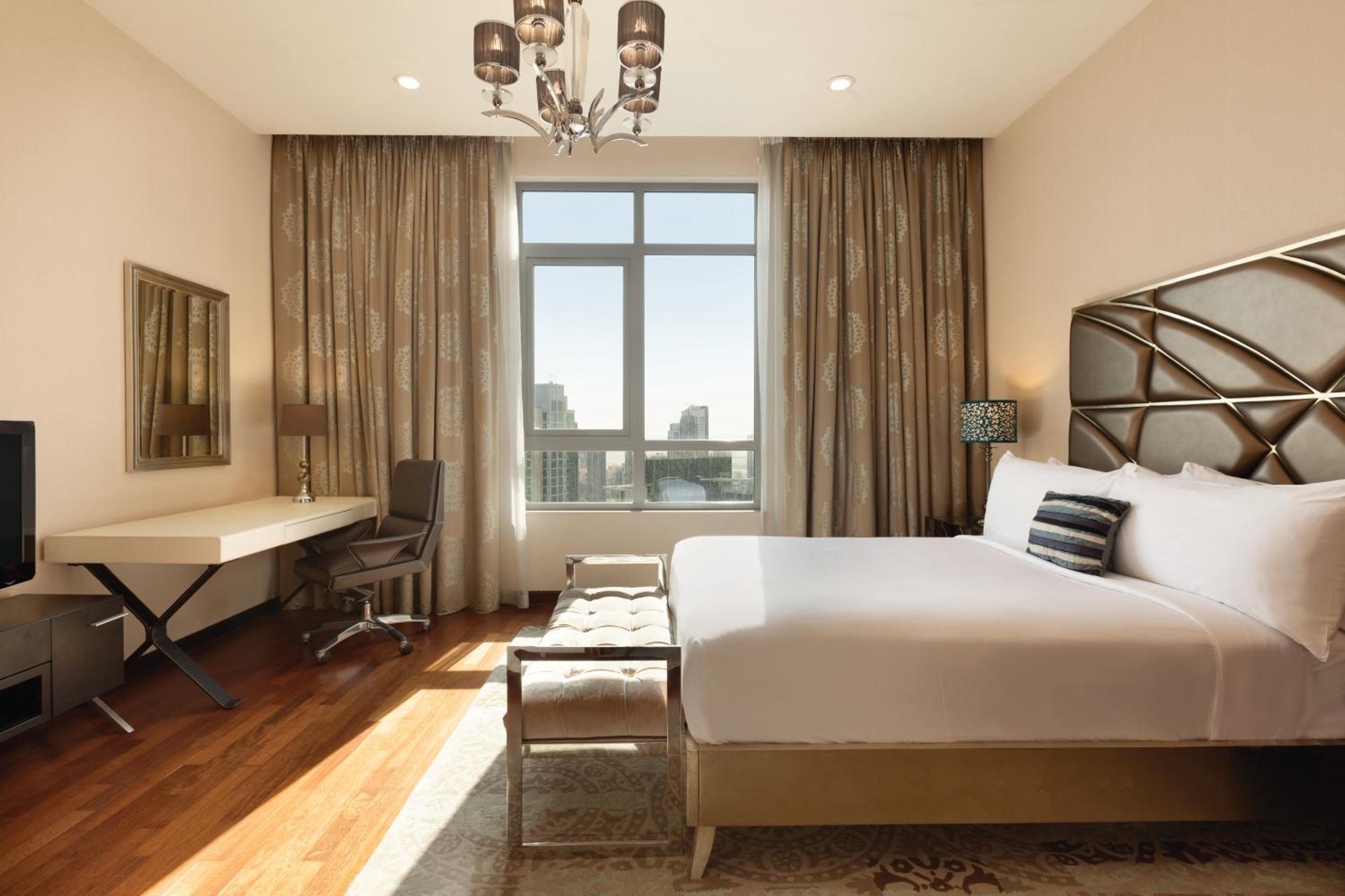 4 Bedroom Penthouse, Panoramic Balcony Burj Khalifa/Fountain View, including Complimentary Luxury Return Airport Transfers — photo 7
