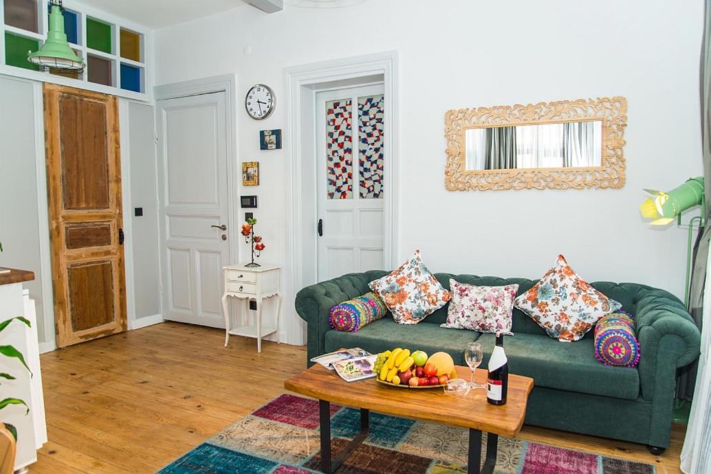 One-Bedroom Apartment With Balcony photo 1