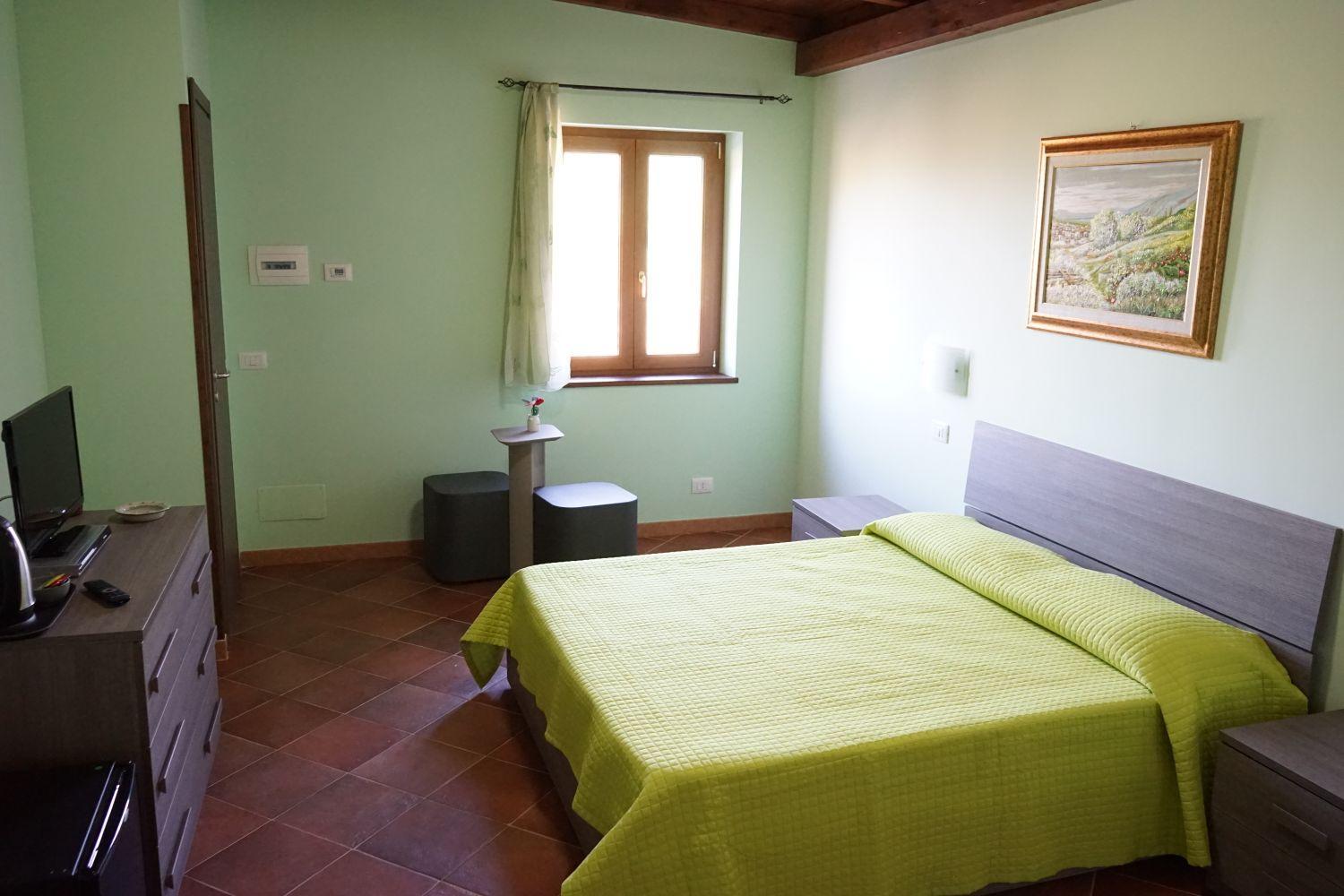 Double Room with Mountain View - Photo 1