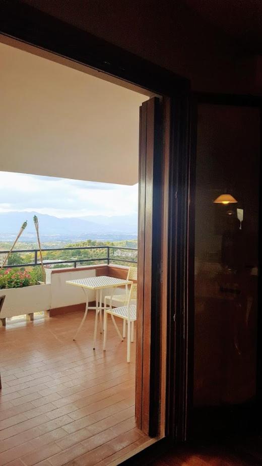 Deluxe Double Room with Bath - Photo 2