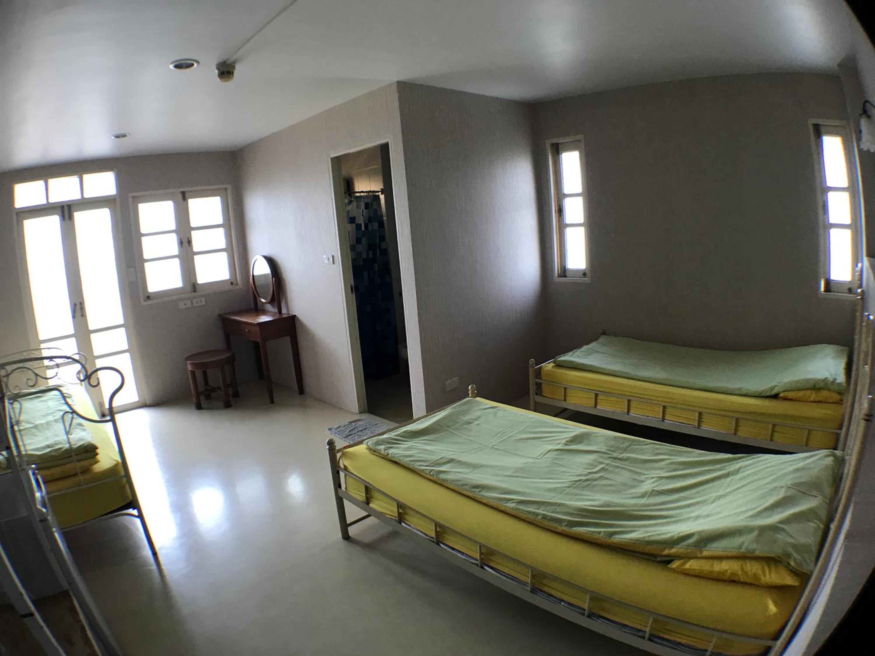 Standard Triple Room photo 3