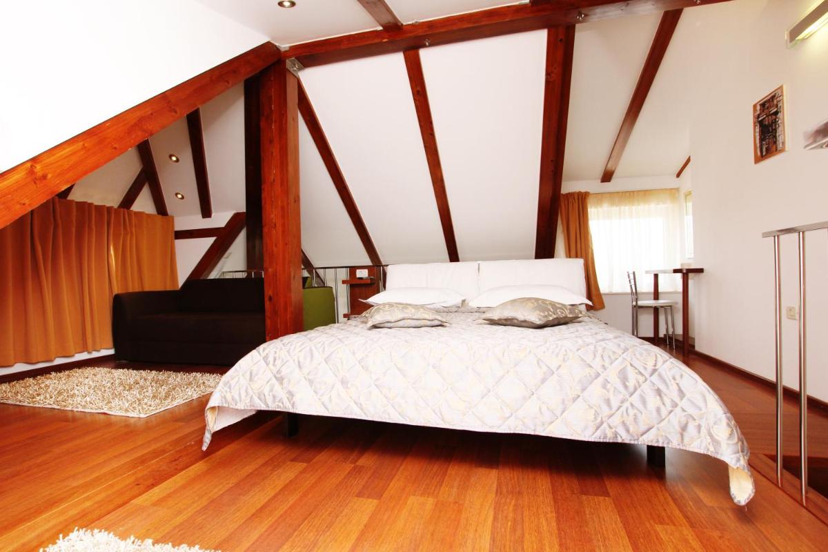 Duplex Suite with Terrace