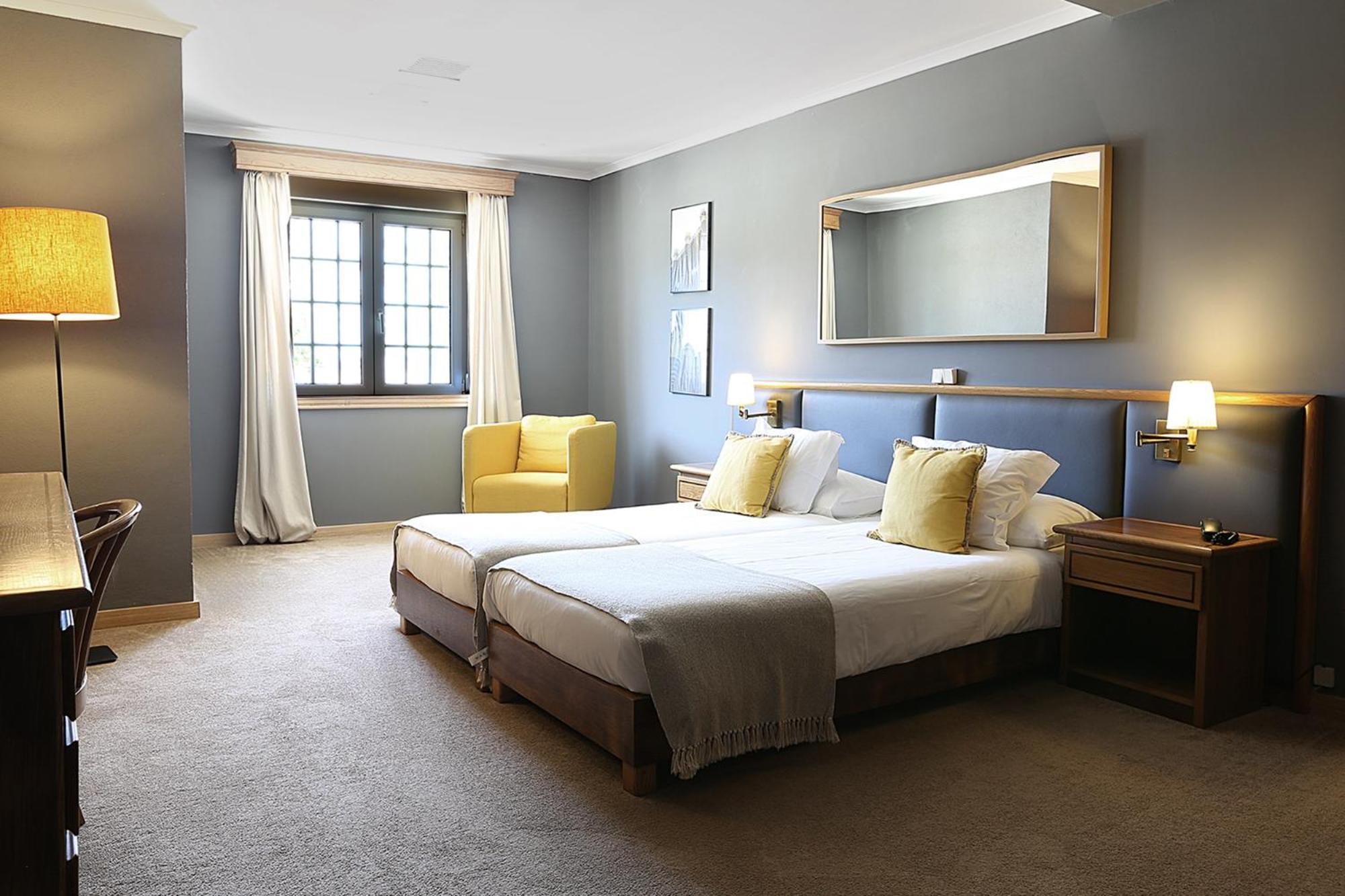 Standard Triple Room - Photo 2