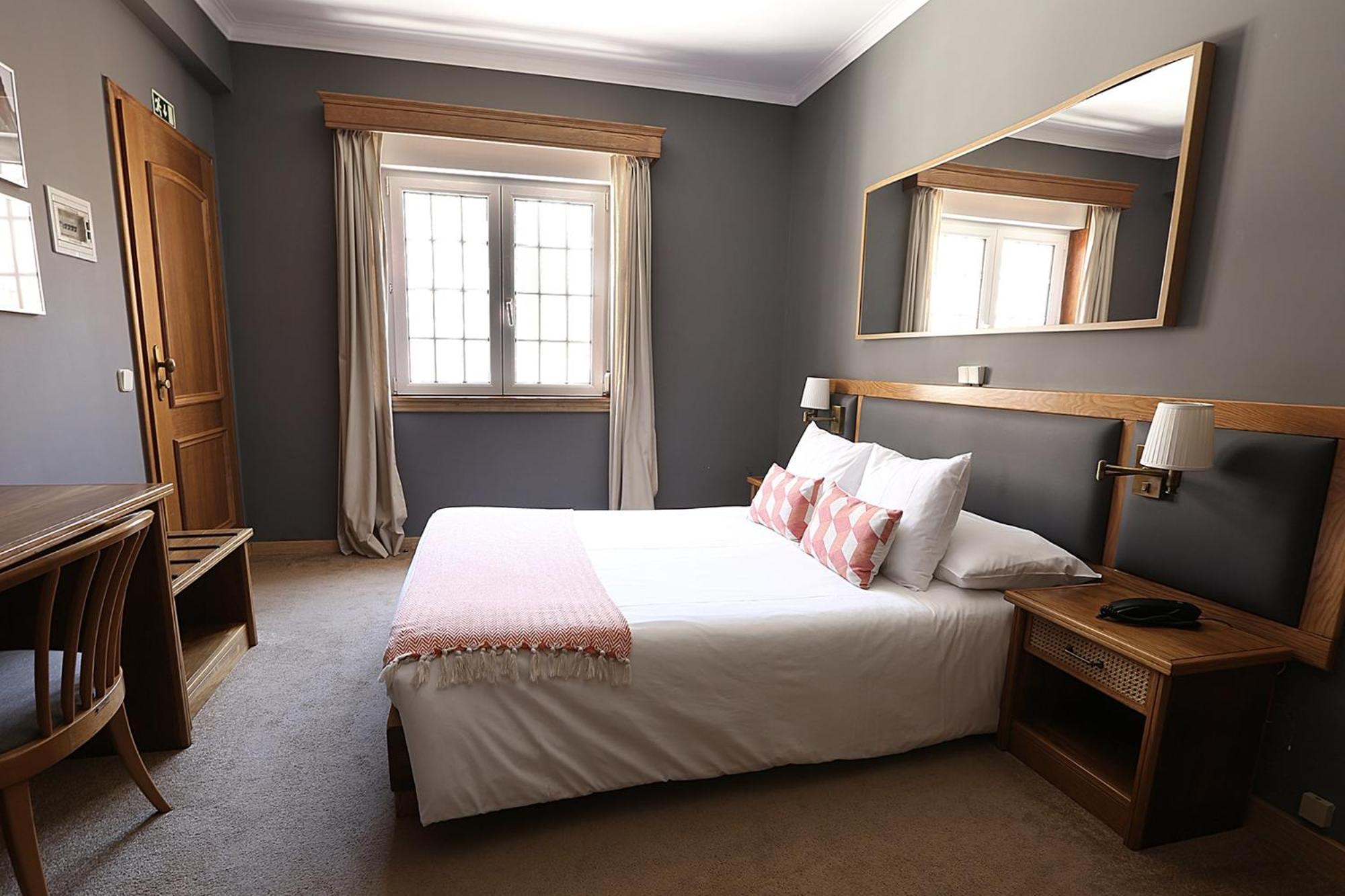 Standard Double Room - Photo 3