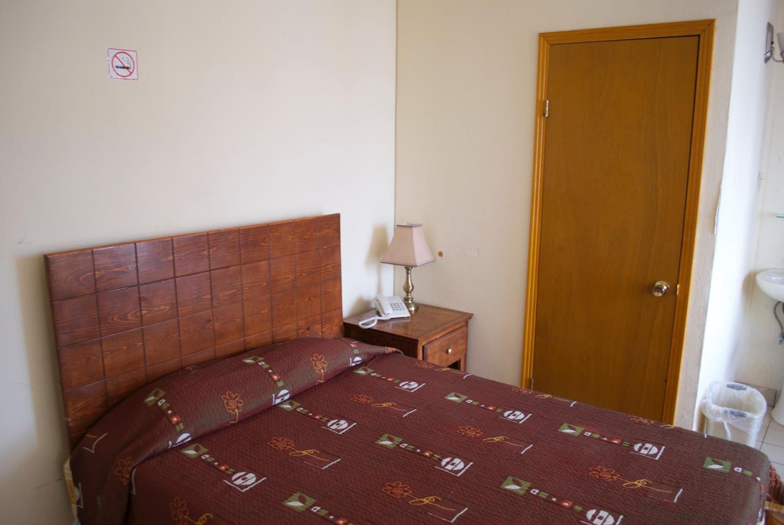 Standard Double Room - Photo 1
