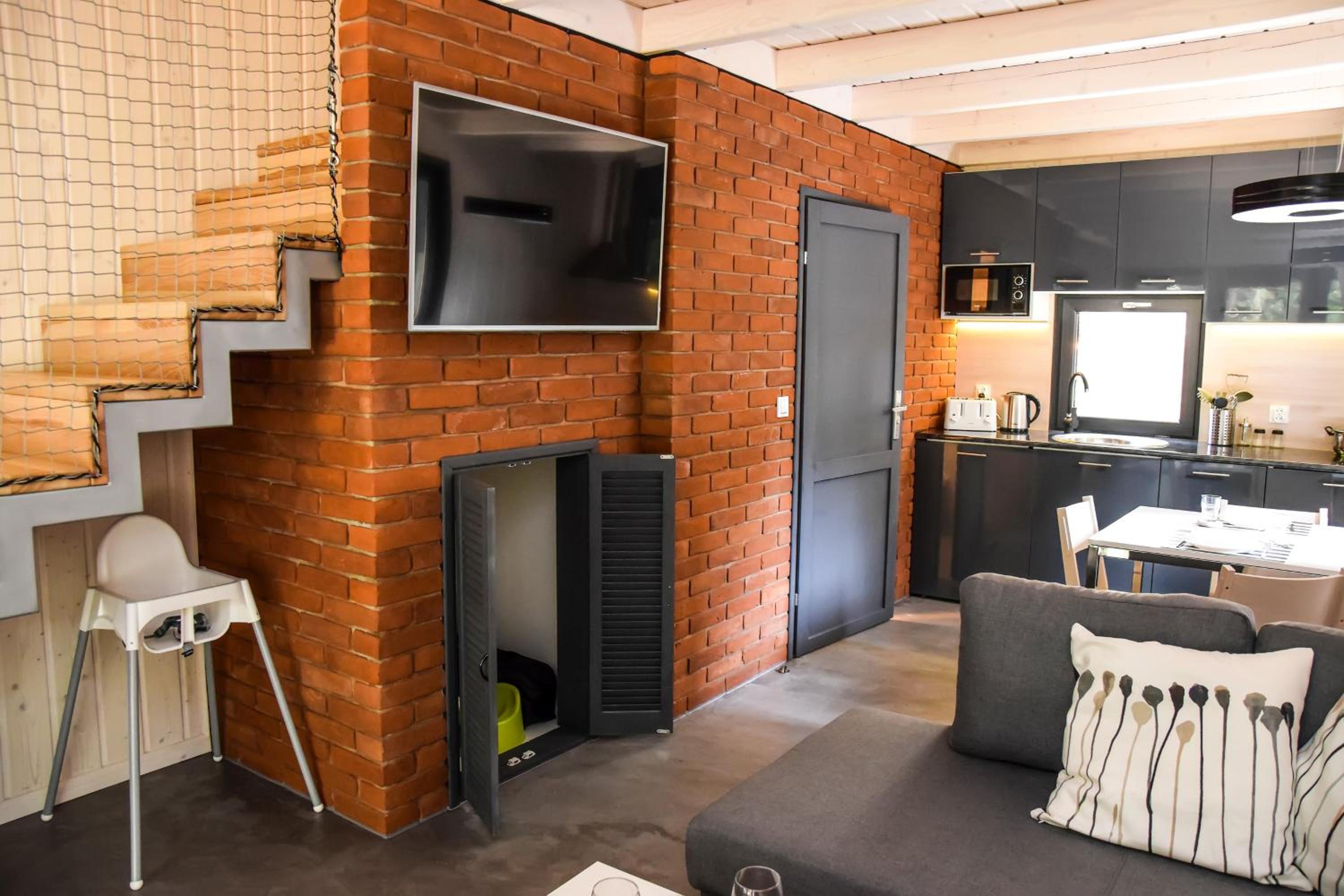 Two-Bedroom Townhouse - Photo 26