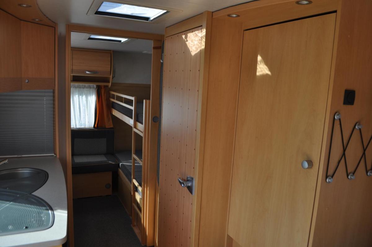 Caravan photo 3