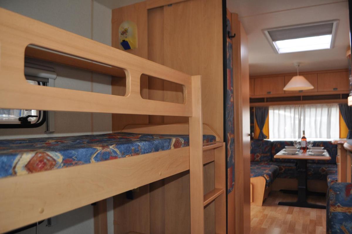 Caravan photo 2