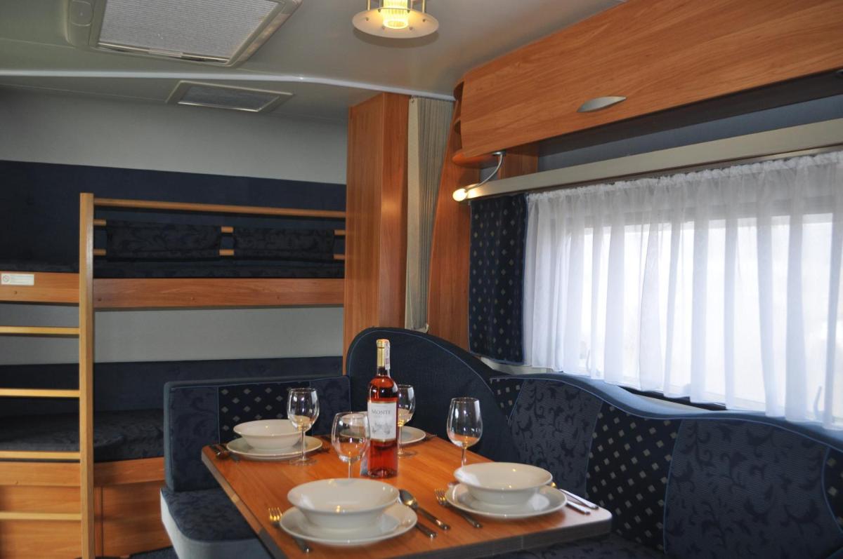 Caravan photo 2