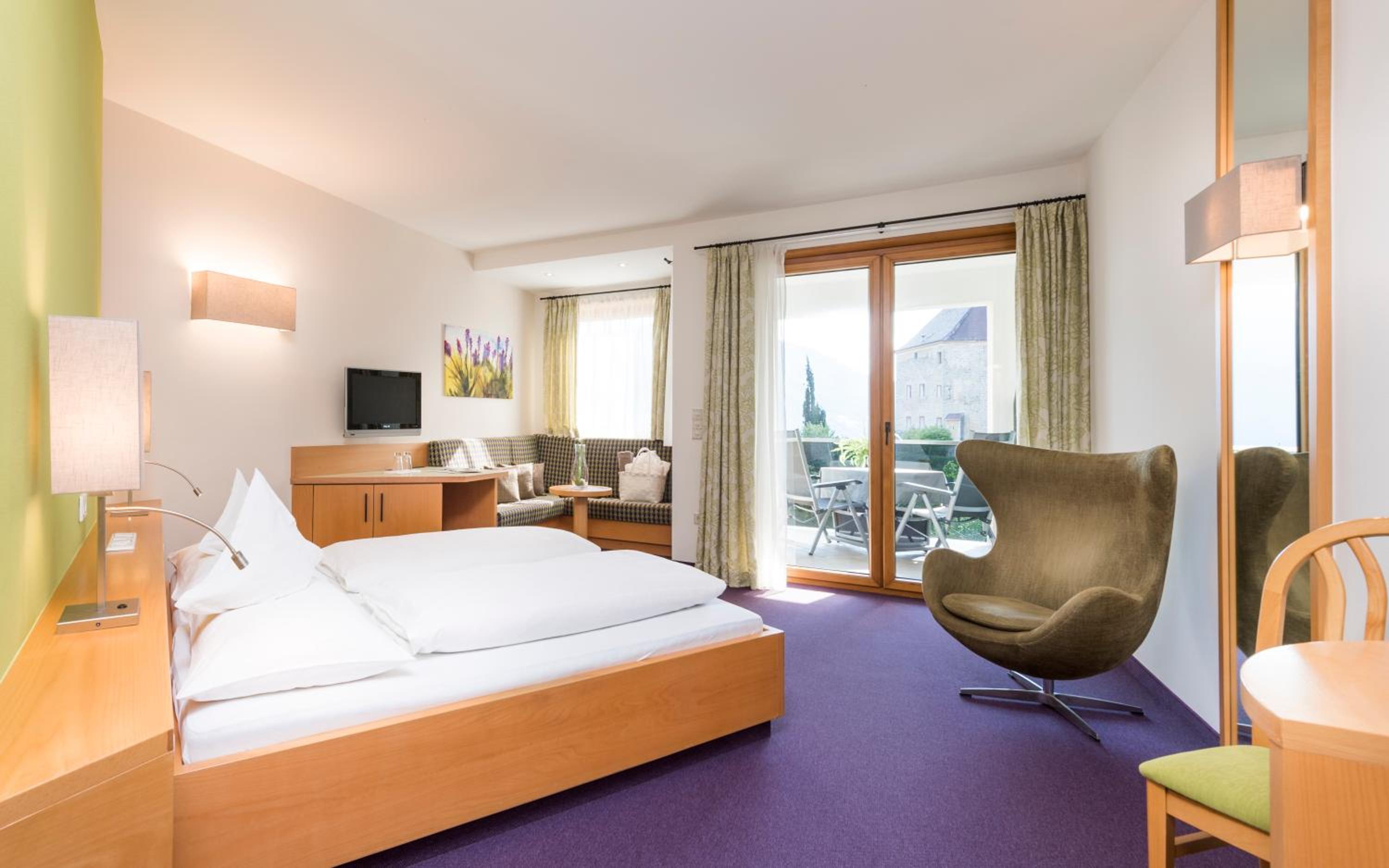 Standard Double Room with Balcony - Photo 3