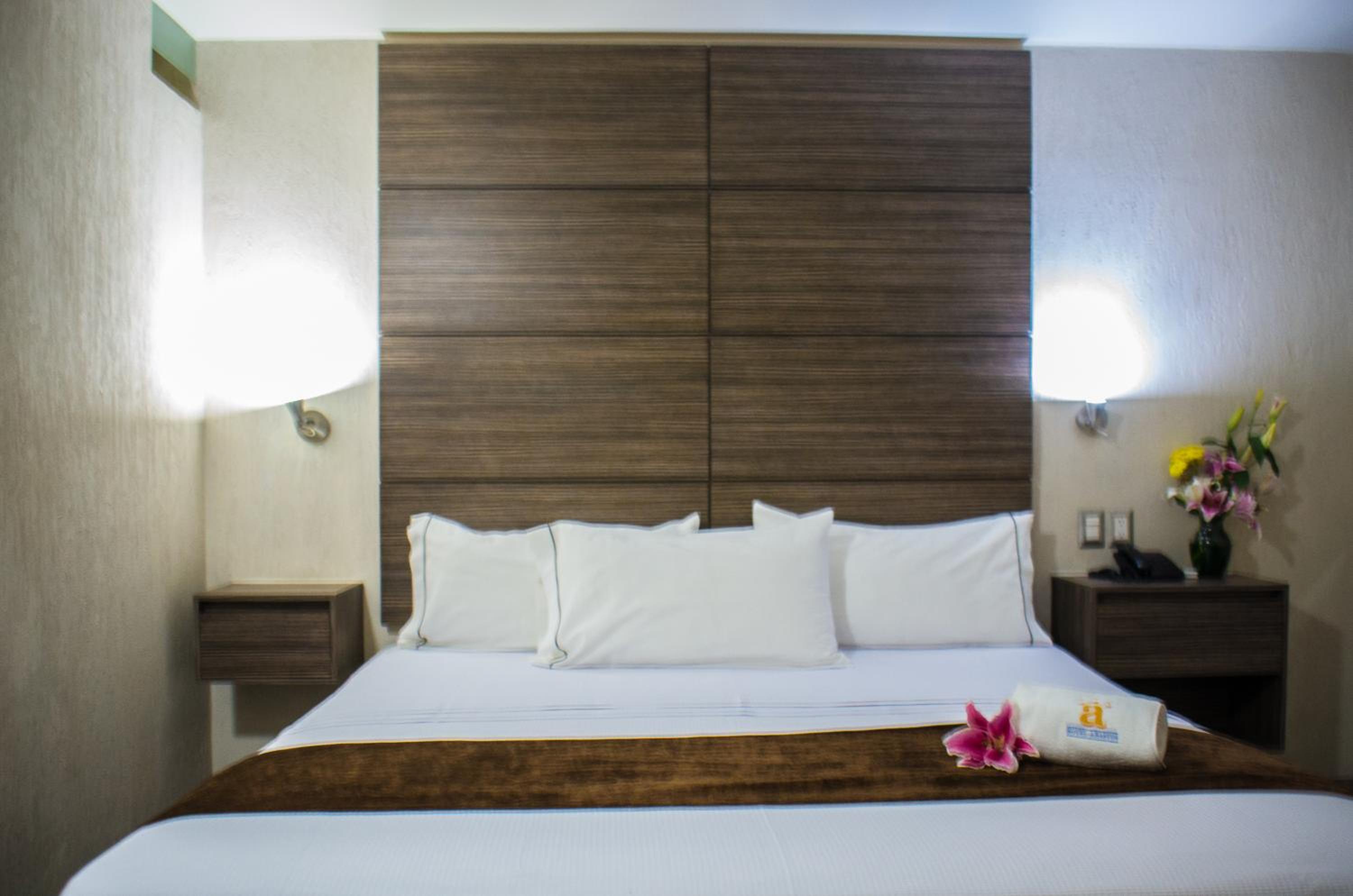 Queen Room - Photo 4