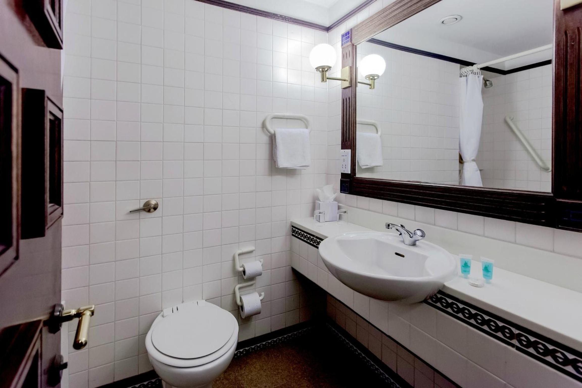 Double Room - Photo 3