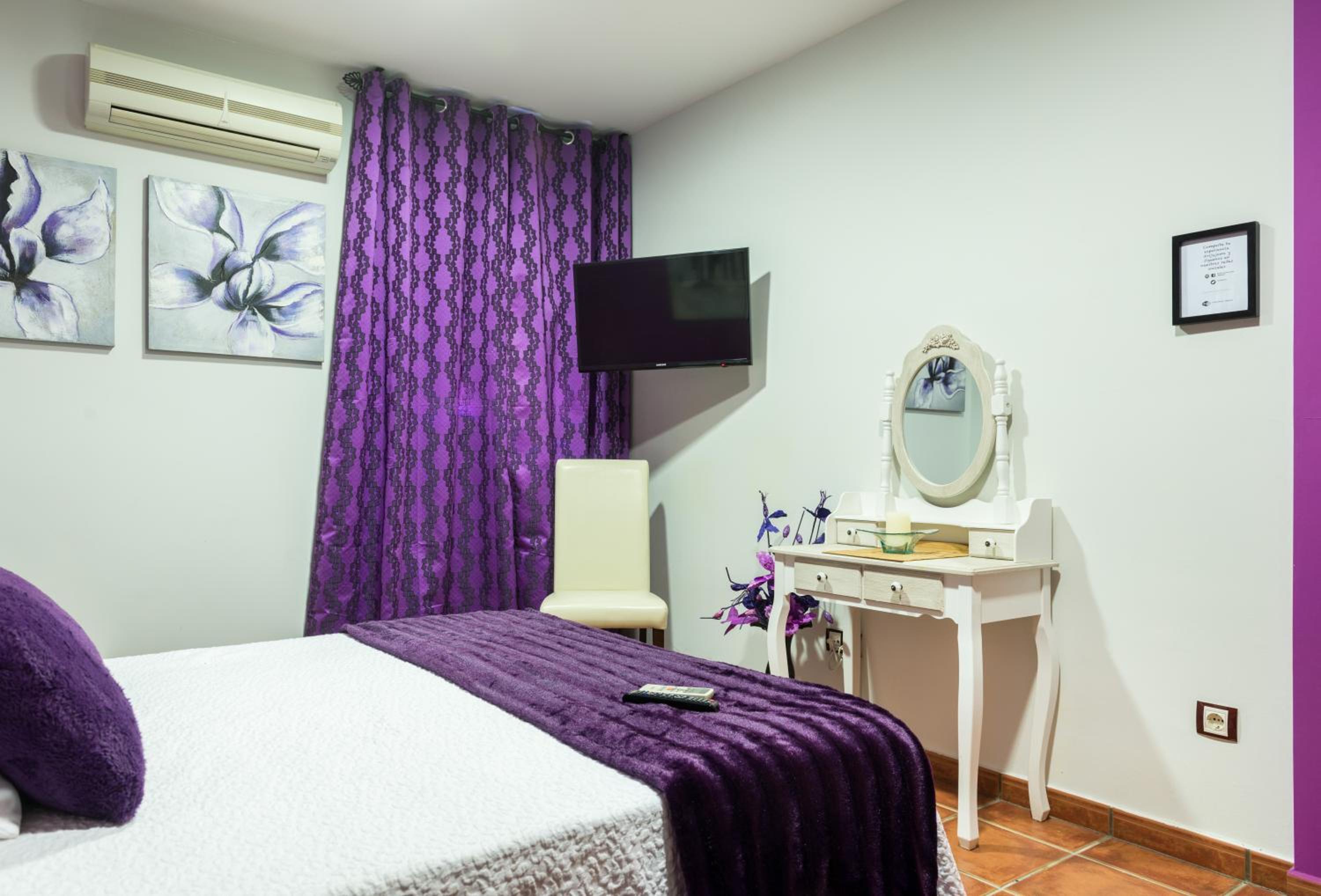 Double or Twin Room photo 3