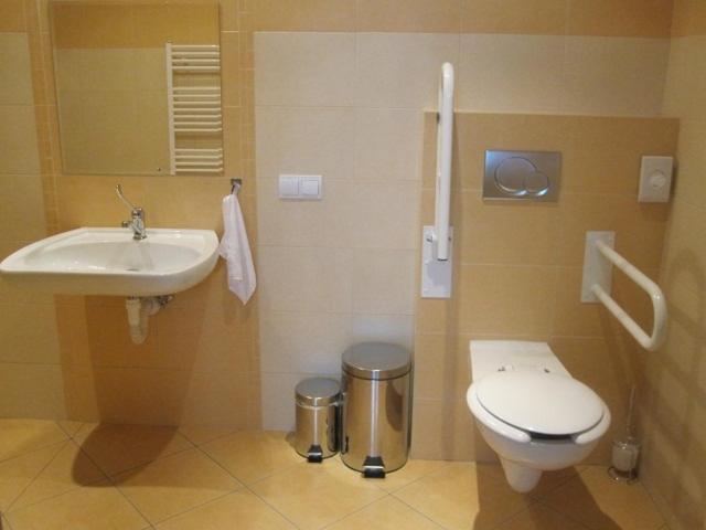 Double Room - Photo 6