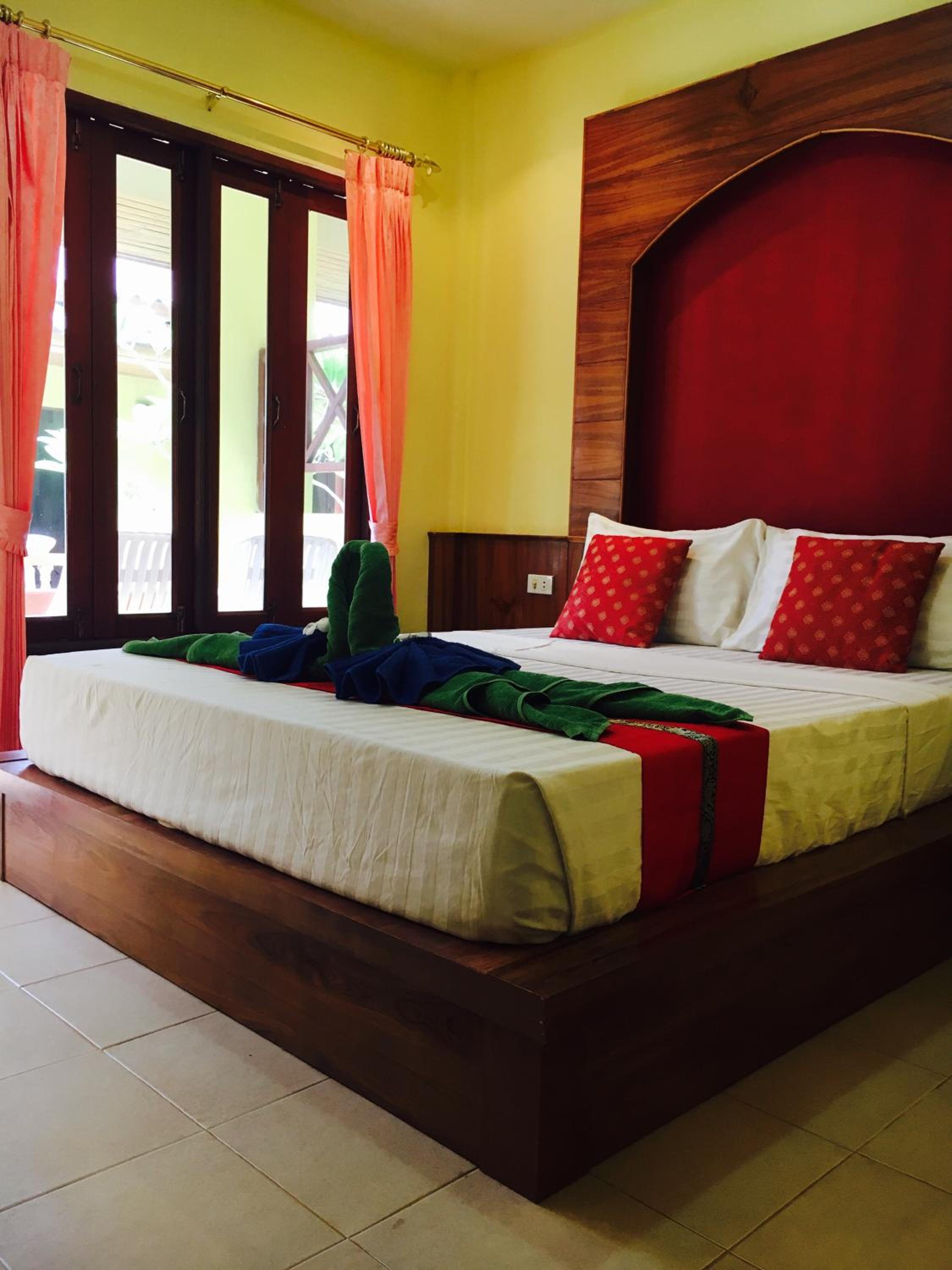 Standard Single Room with Air-Con photo 3