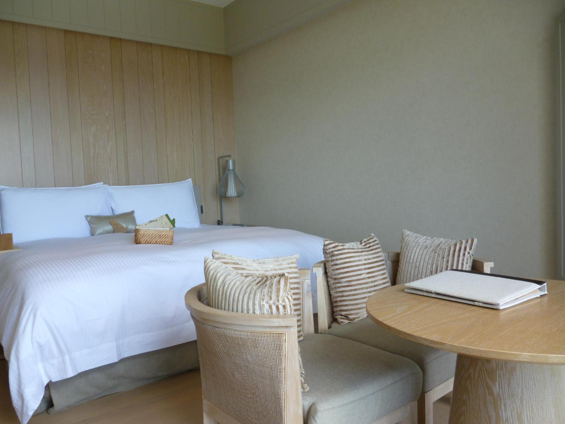 Double or Twin Room with Ocean View photo 2