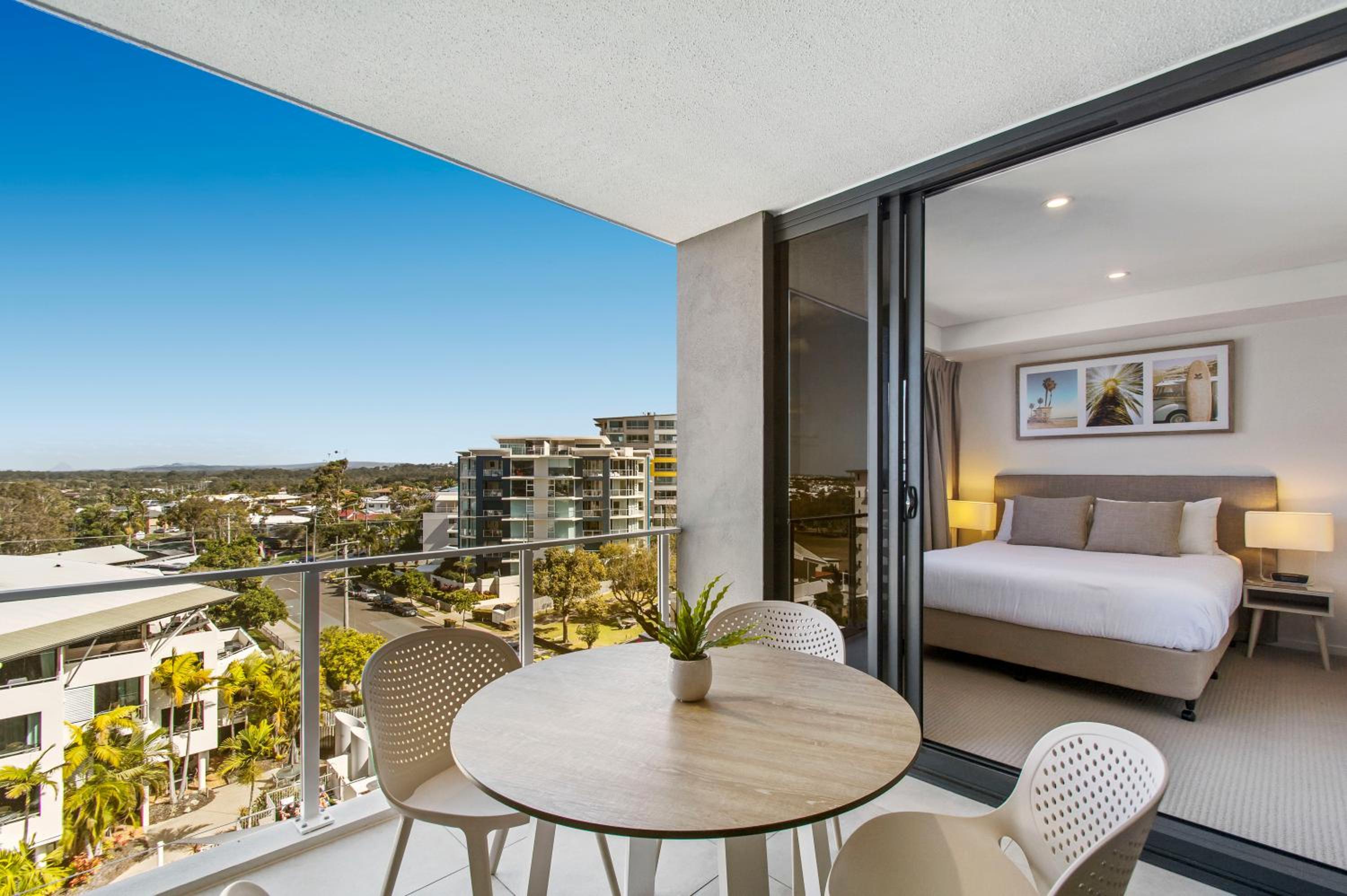 One-Bedroom  Apartment with Hinterland View photo 3
