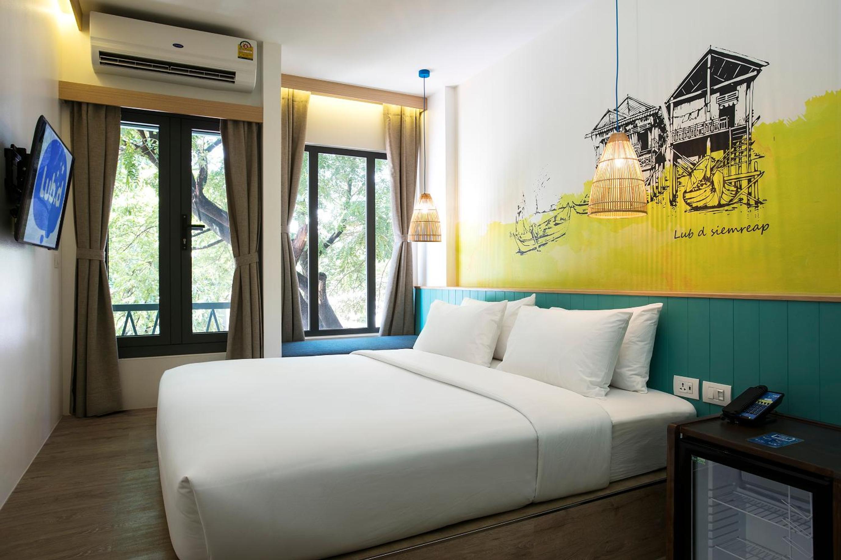 Deluxe King Room photo 3