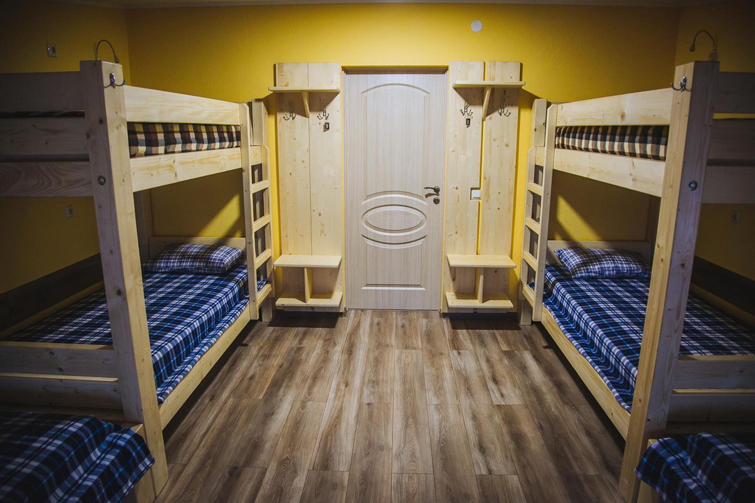 Bed in 6-Bed Mixed Dormitory Room photo 2