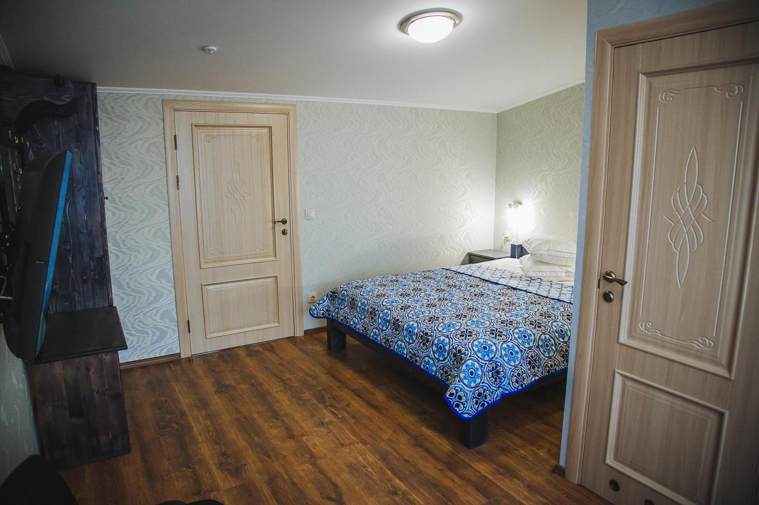 Double Room with Private Bathroom photo 2