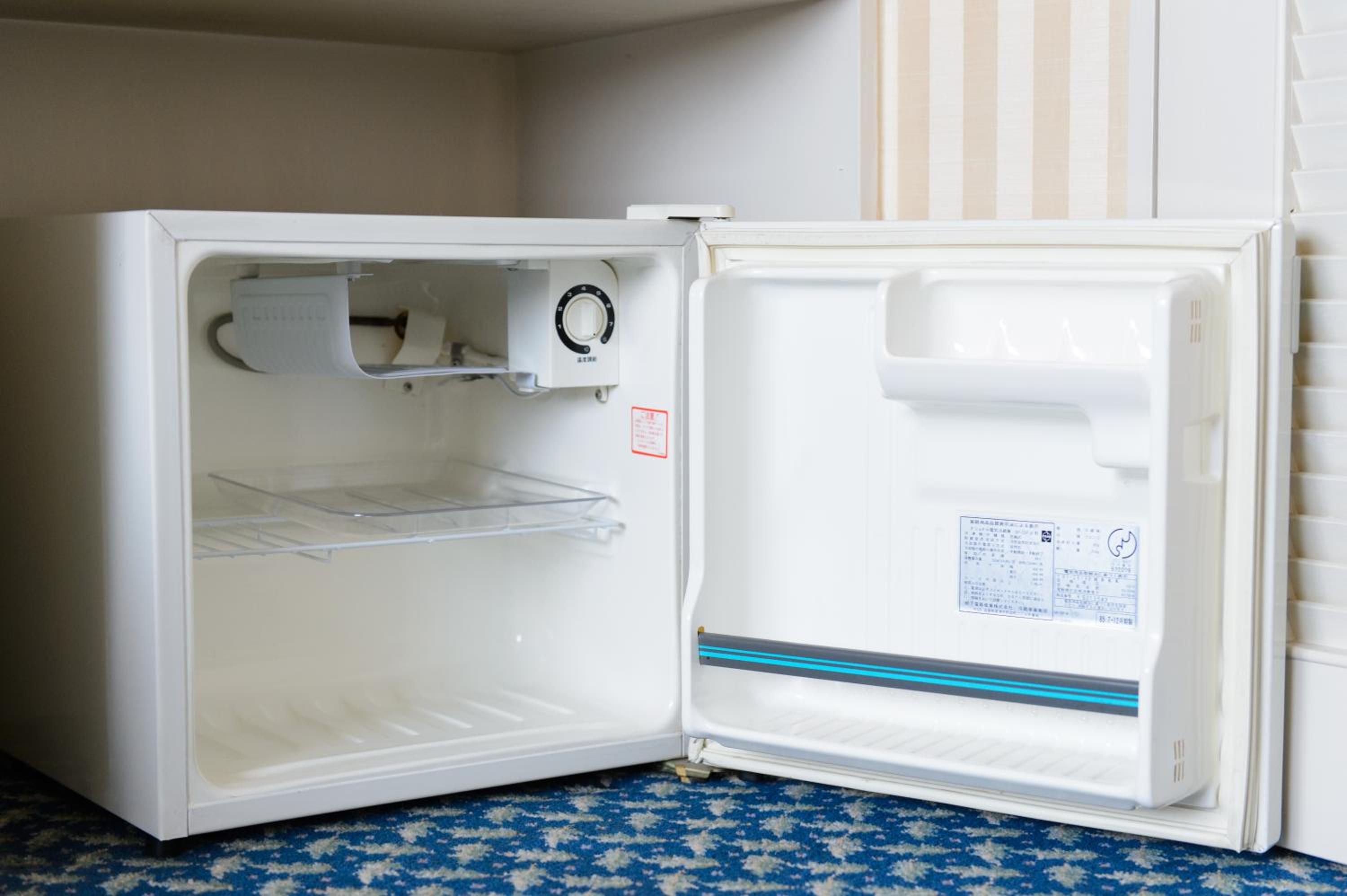 Standard Twin Room - Non-Smoking - Photo 2
