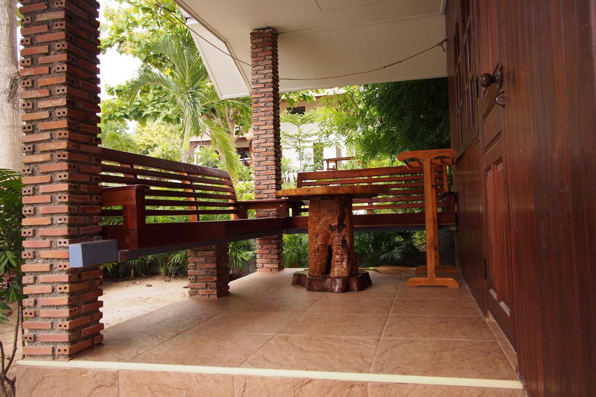 Bungalow (3 Adults) photo 2