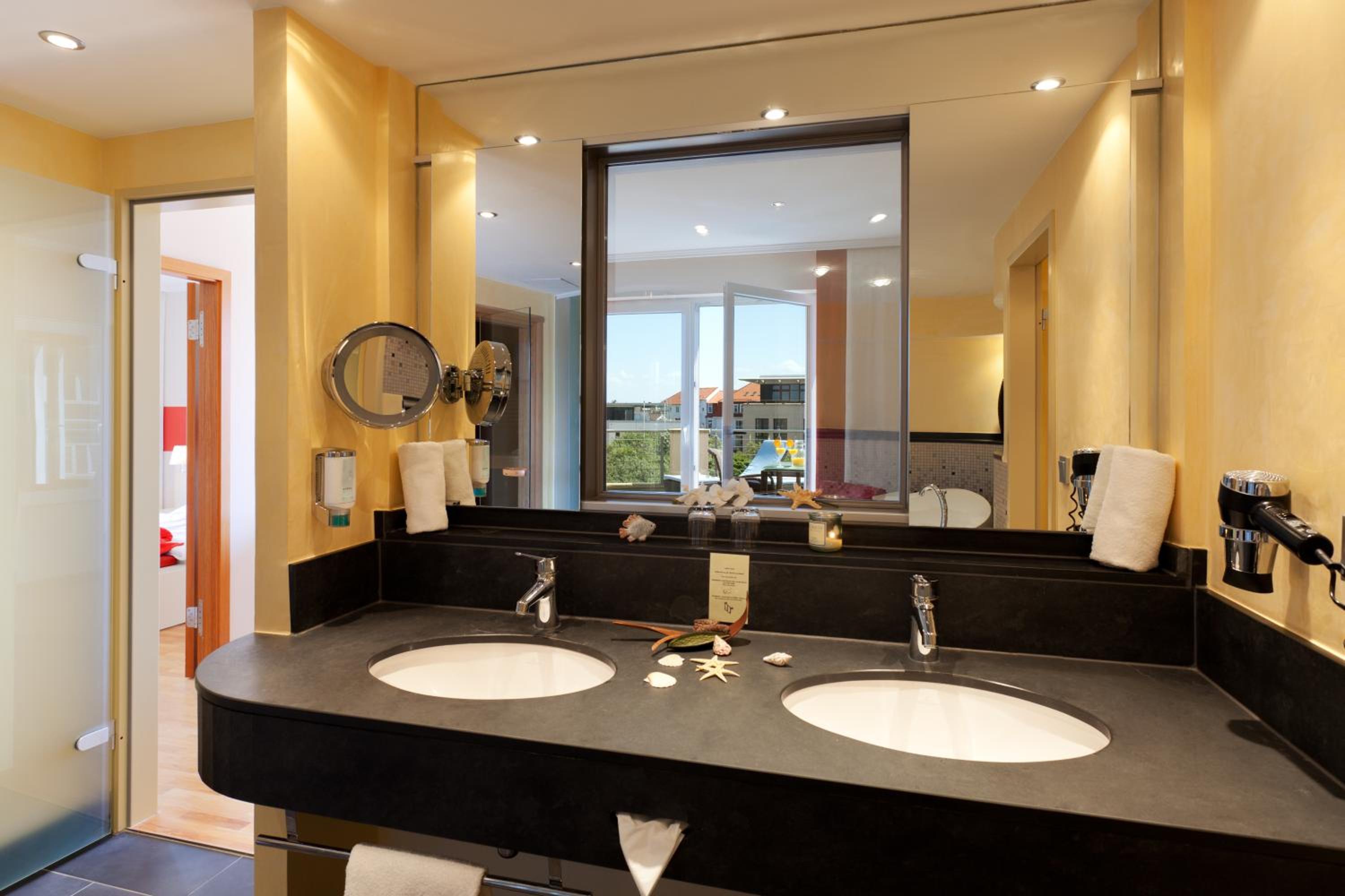 Suite with Sauna photo 2