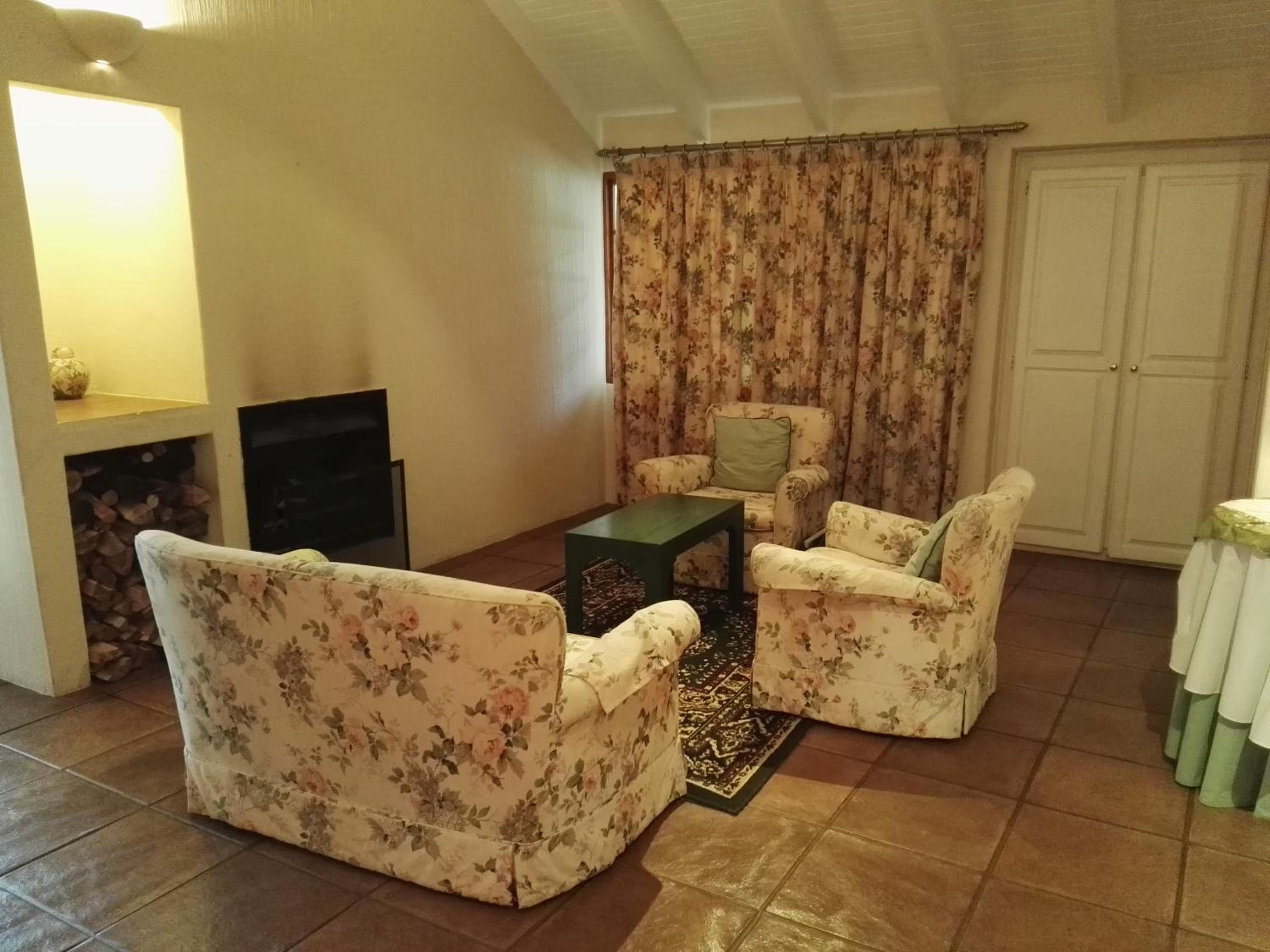 Suite with Balcony photo 1
