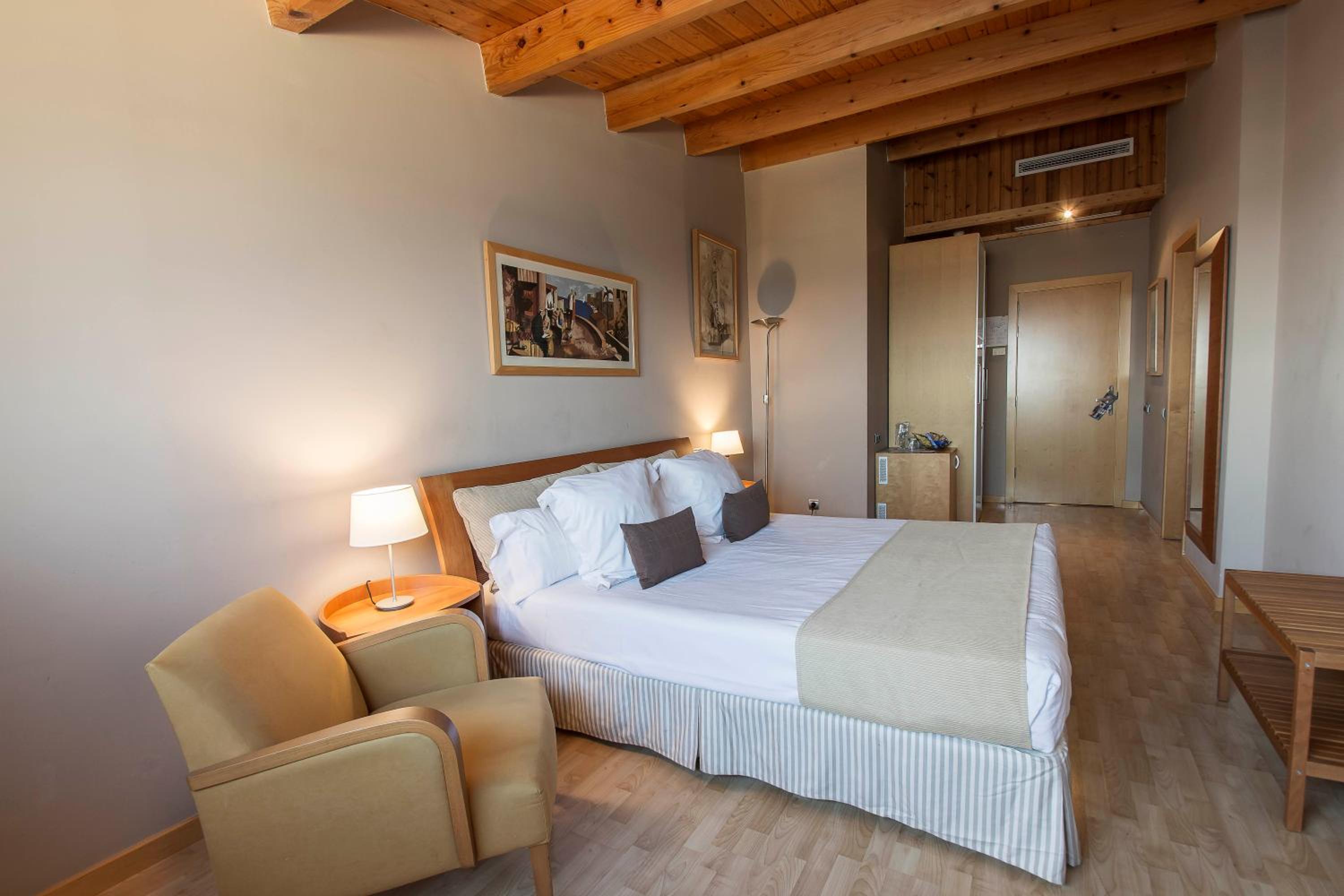Superior Double Room - Photo 3