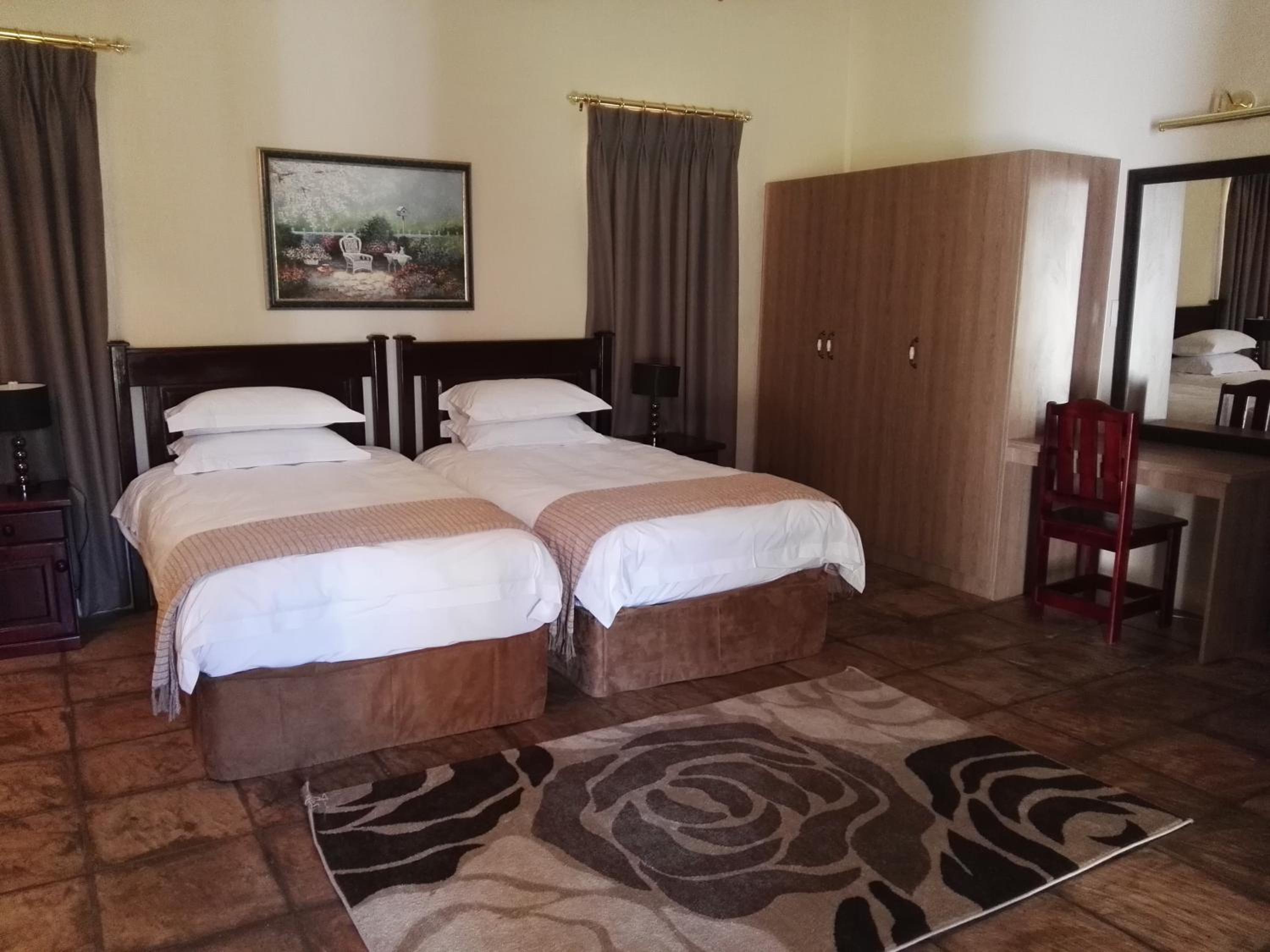 Suite with Lake View photo 1