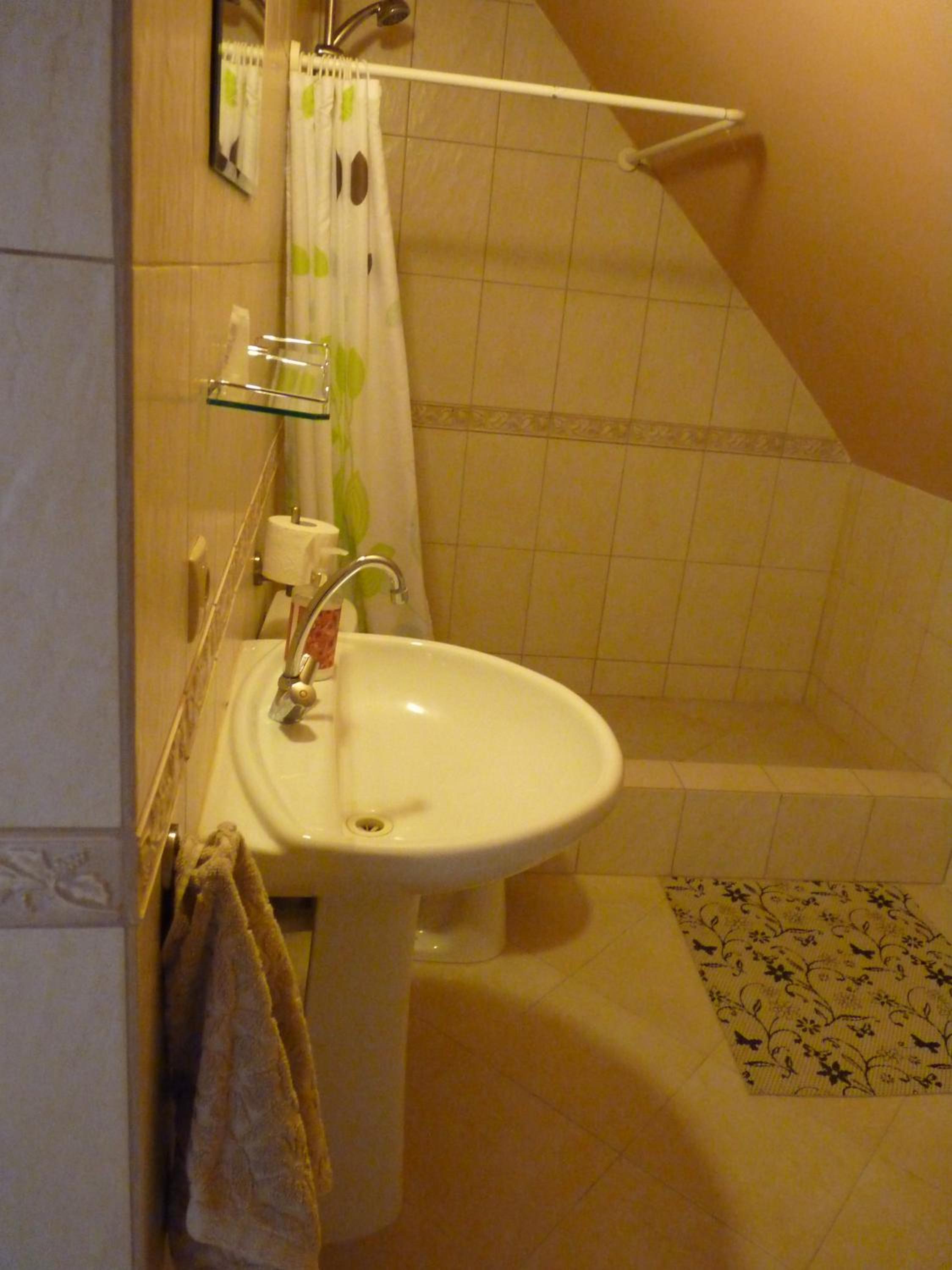 Quadruple Room with Private External Bathroom photo 3