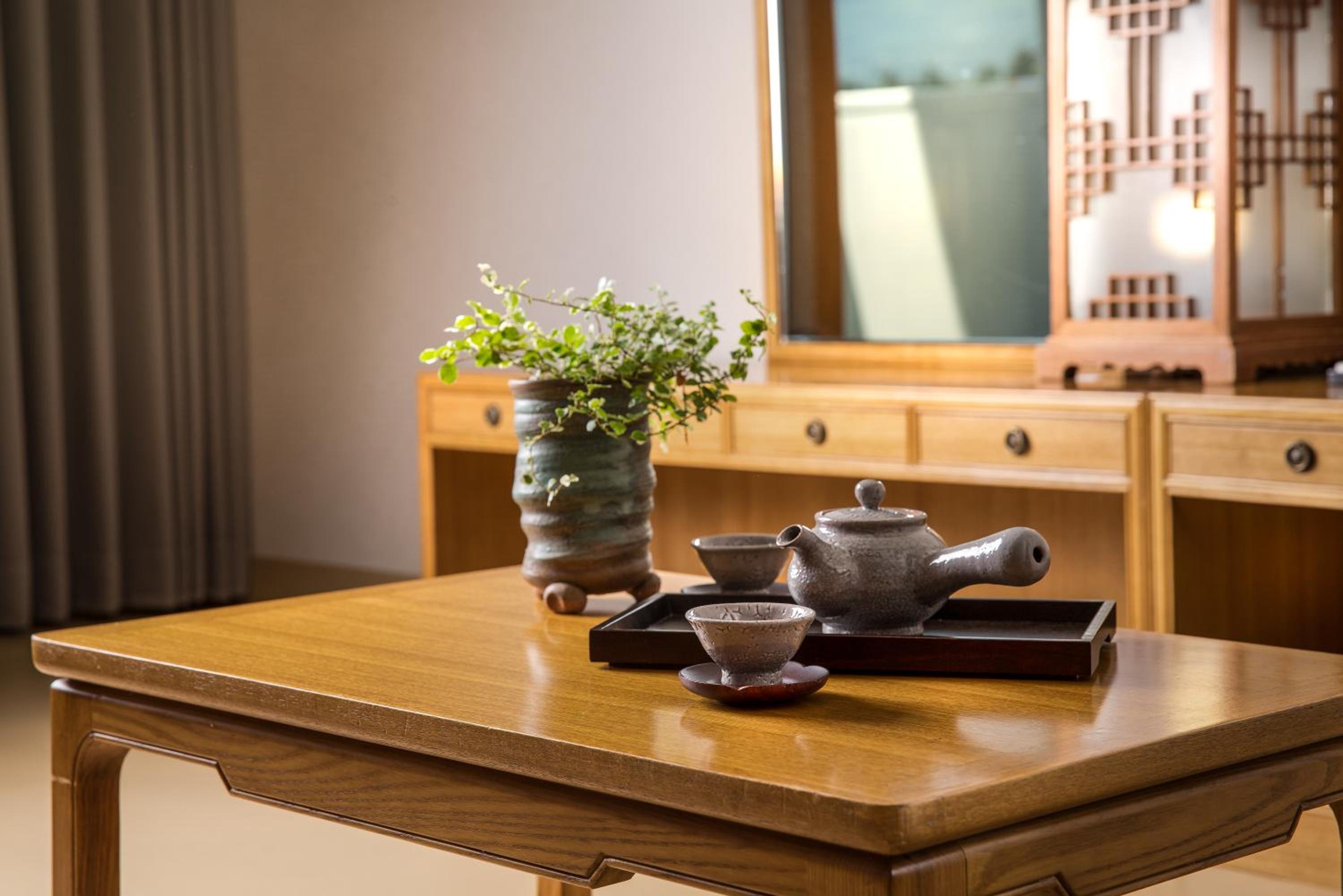 Standard Ondol Room with Mountain View - Photo 9