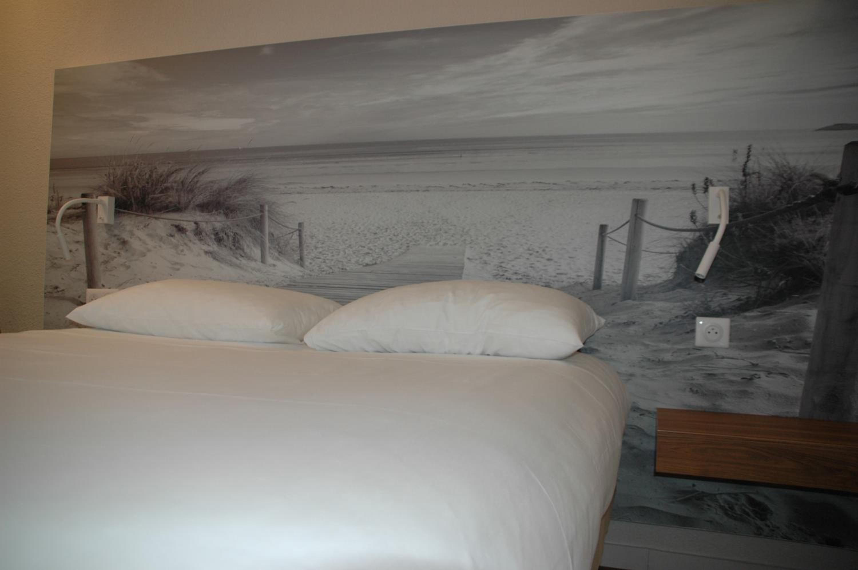Standard Double Room - Photo 6