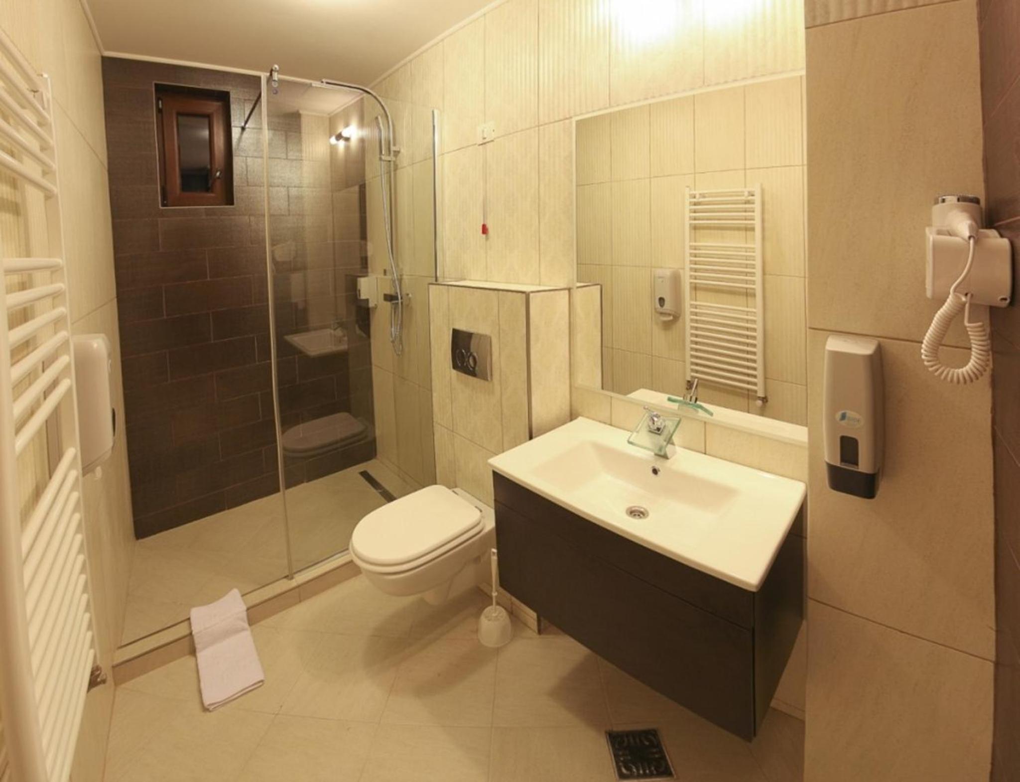 One-Bedroom Suite photo 2