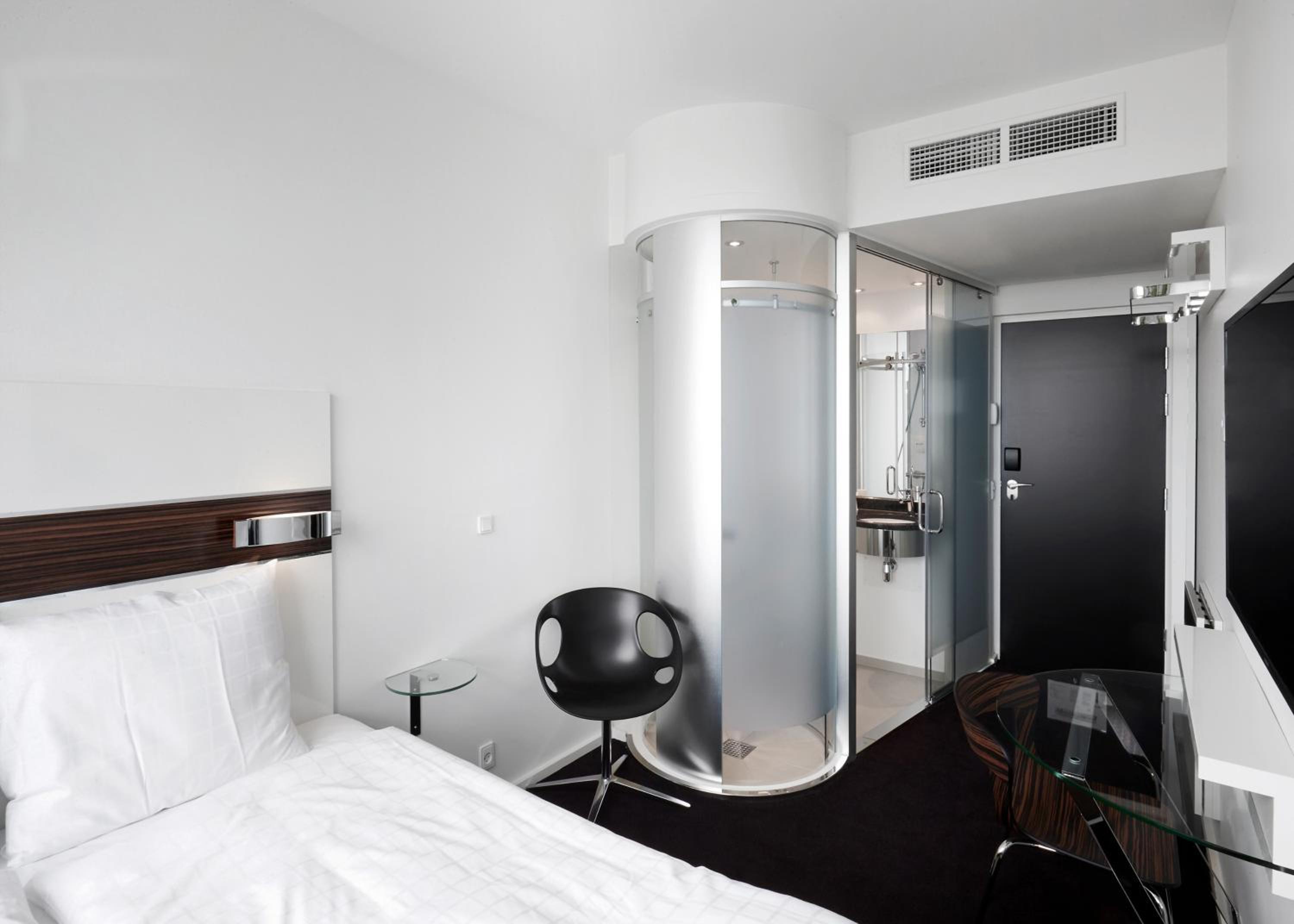 Standard Double Room photo 1