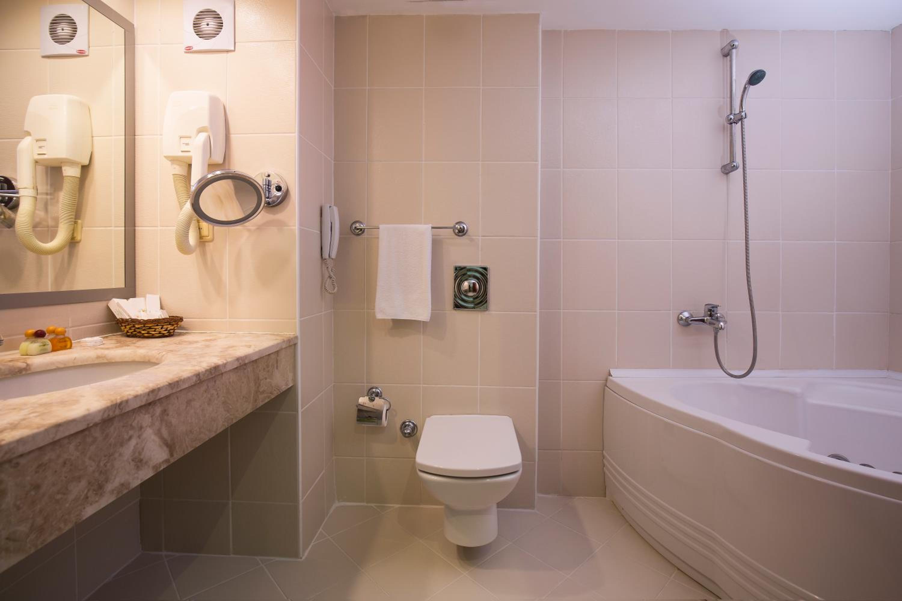 Triple Room - Photo 3