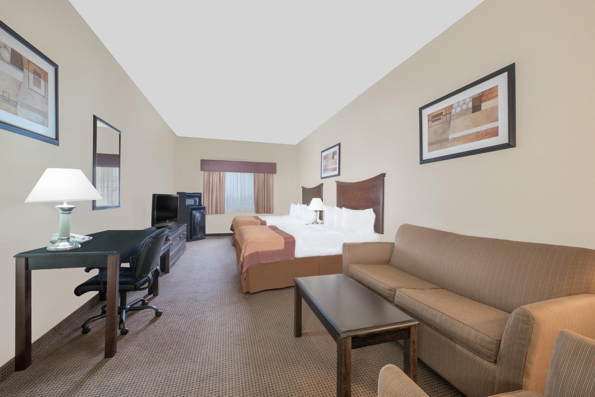 Two Bedroom Suite with Sofa Bed- Non-Smoking - Photo 1