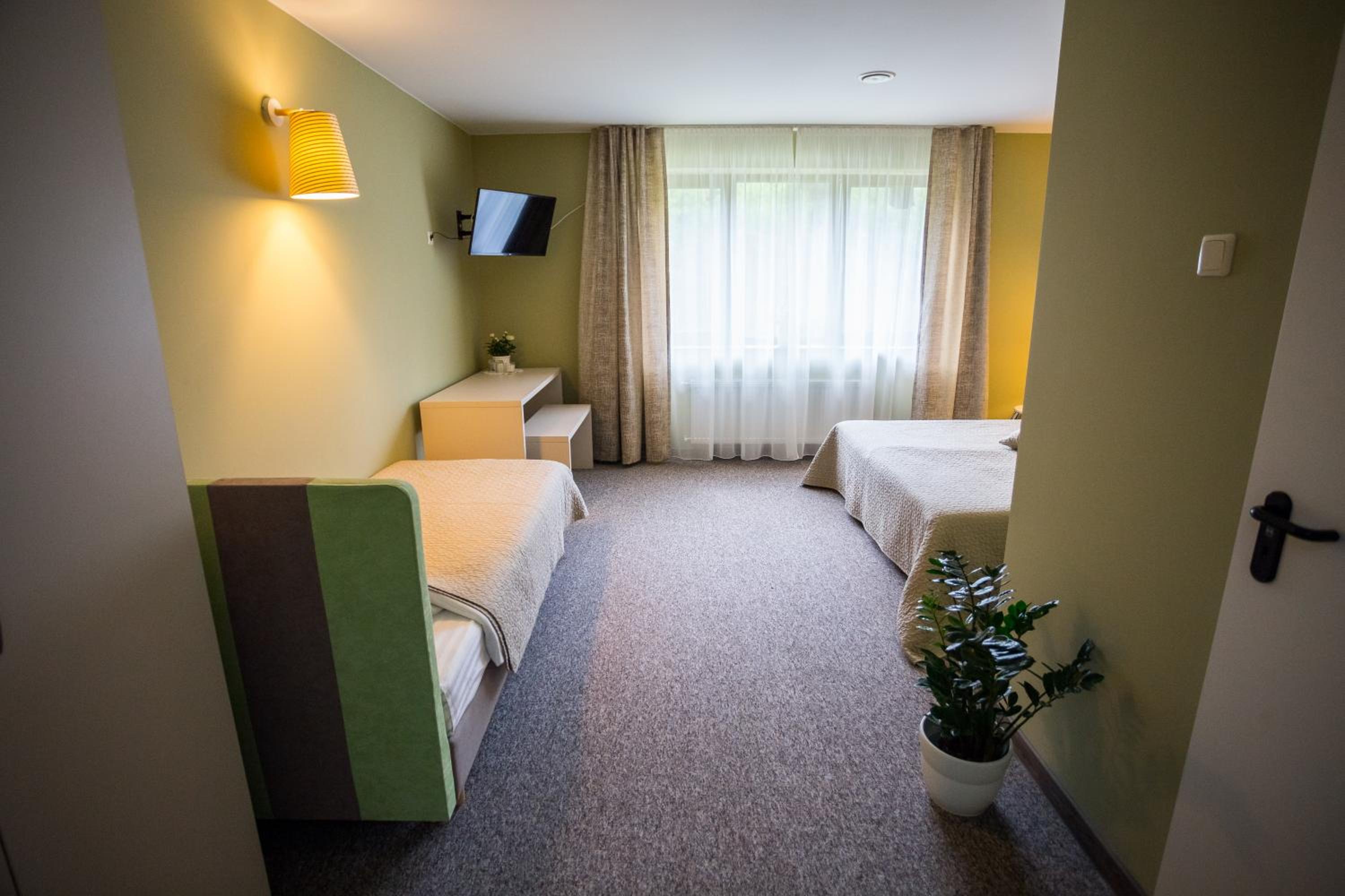 Triple Room - Photo 17