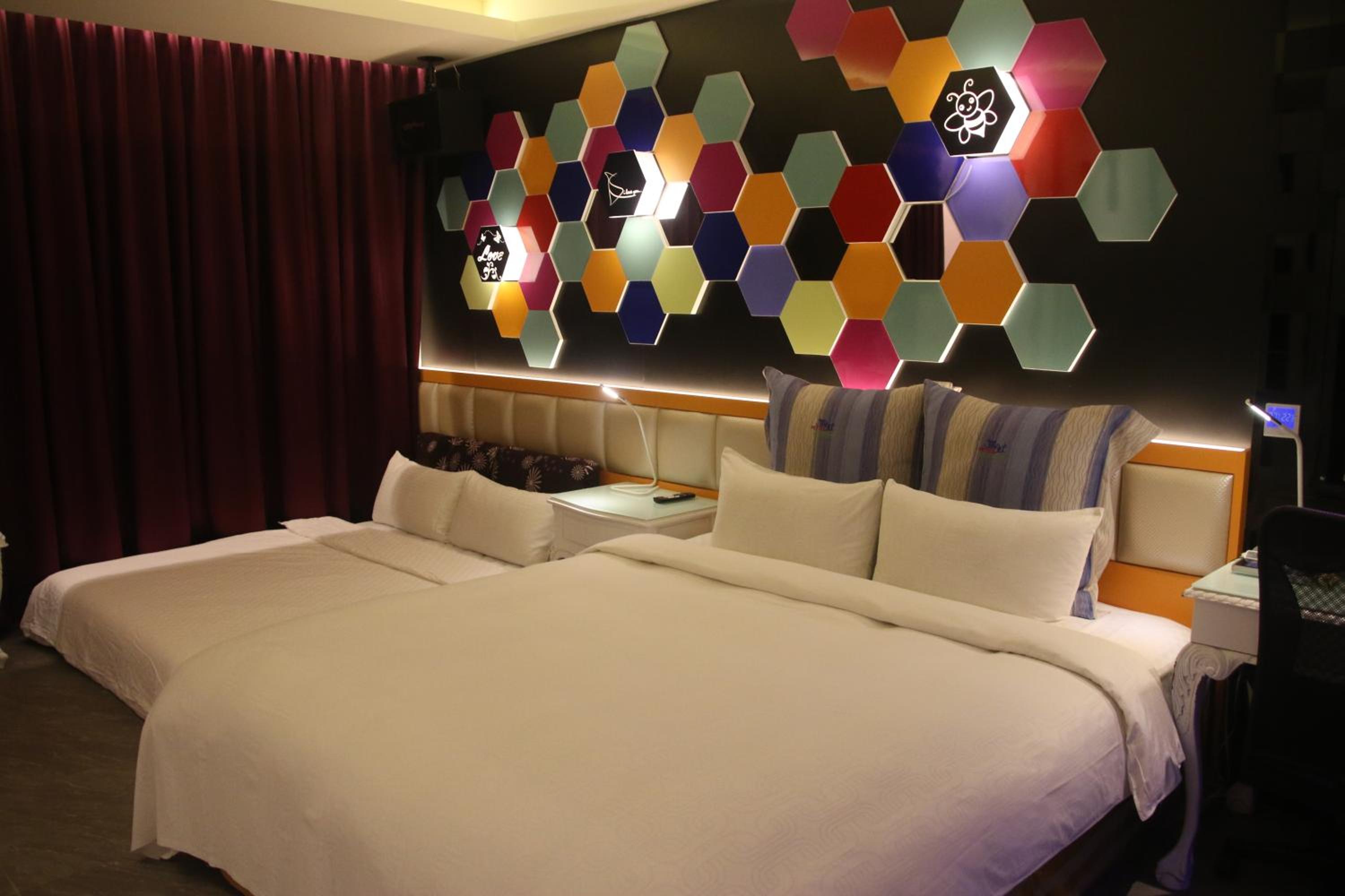 Economy Quadruple Room photo 3