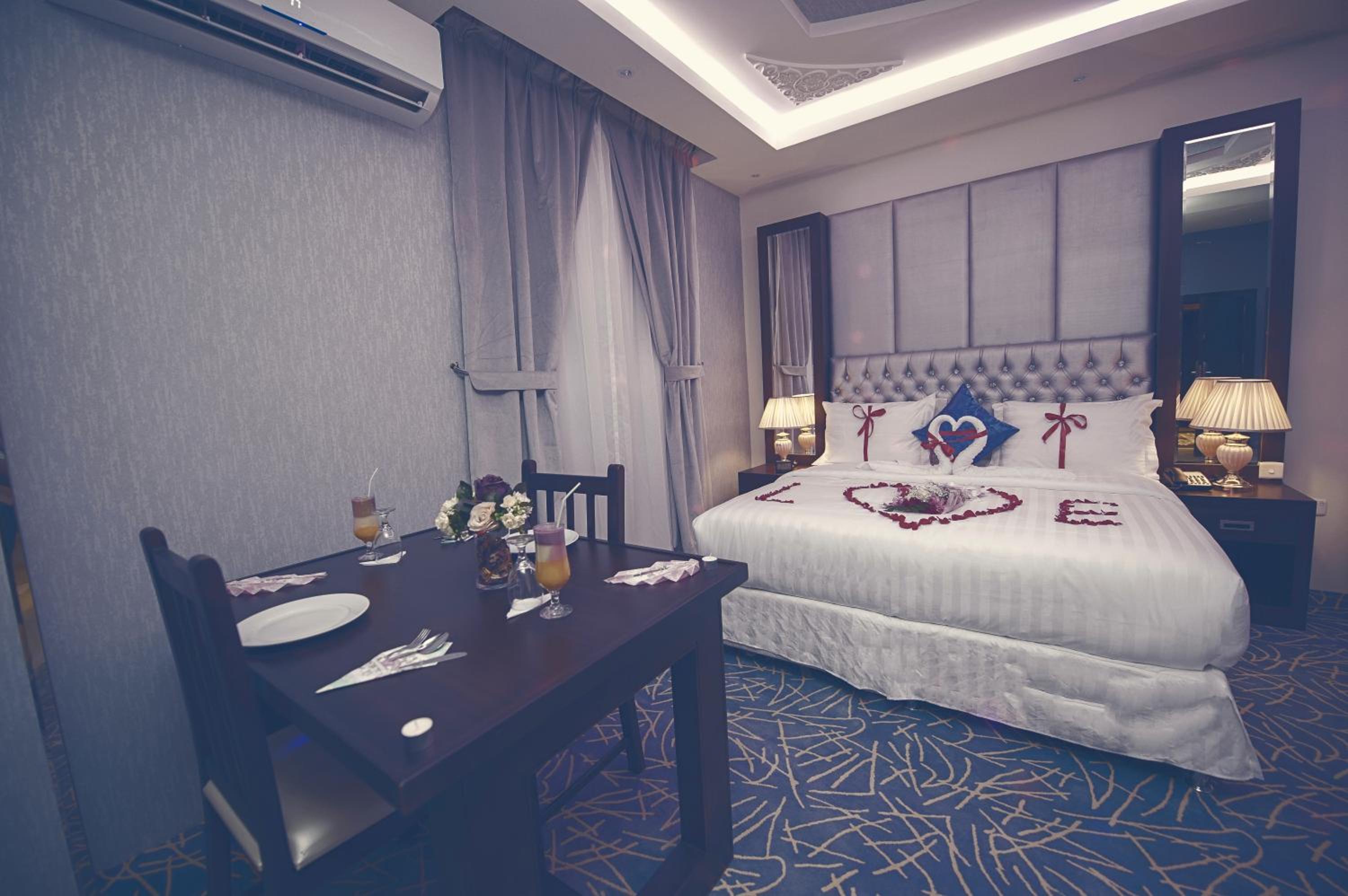 Suite - Photo 8