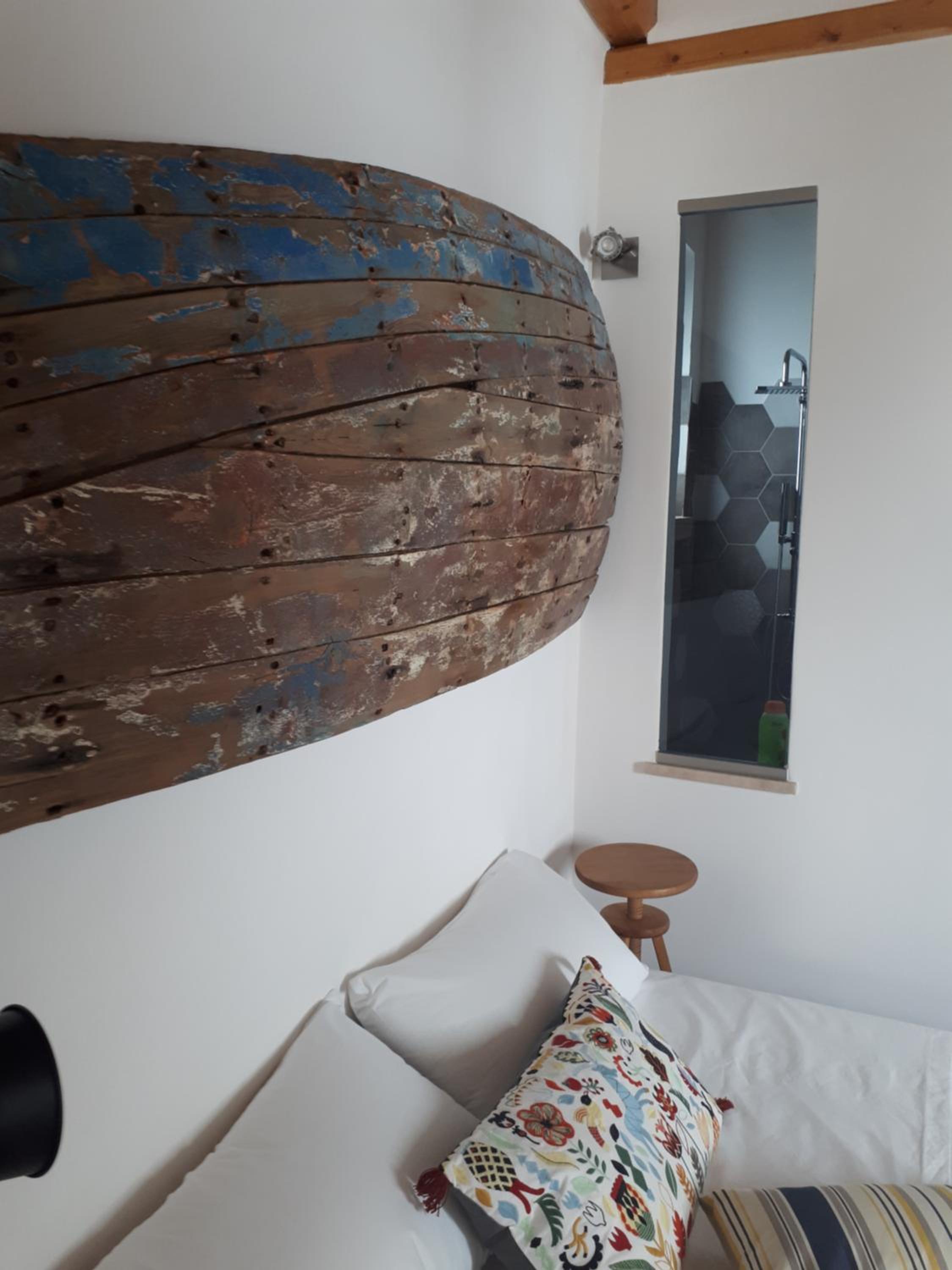 King Room with Balcony - Photo 2