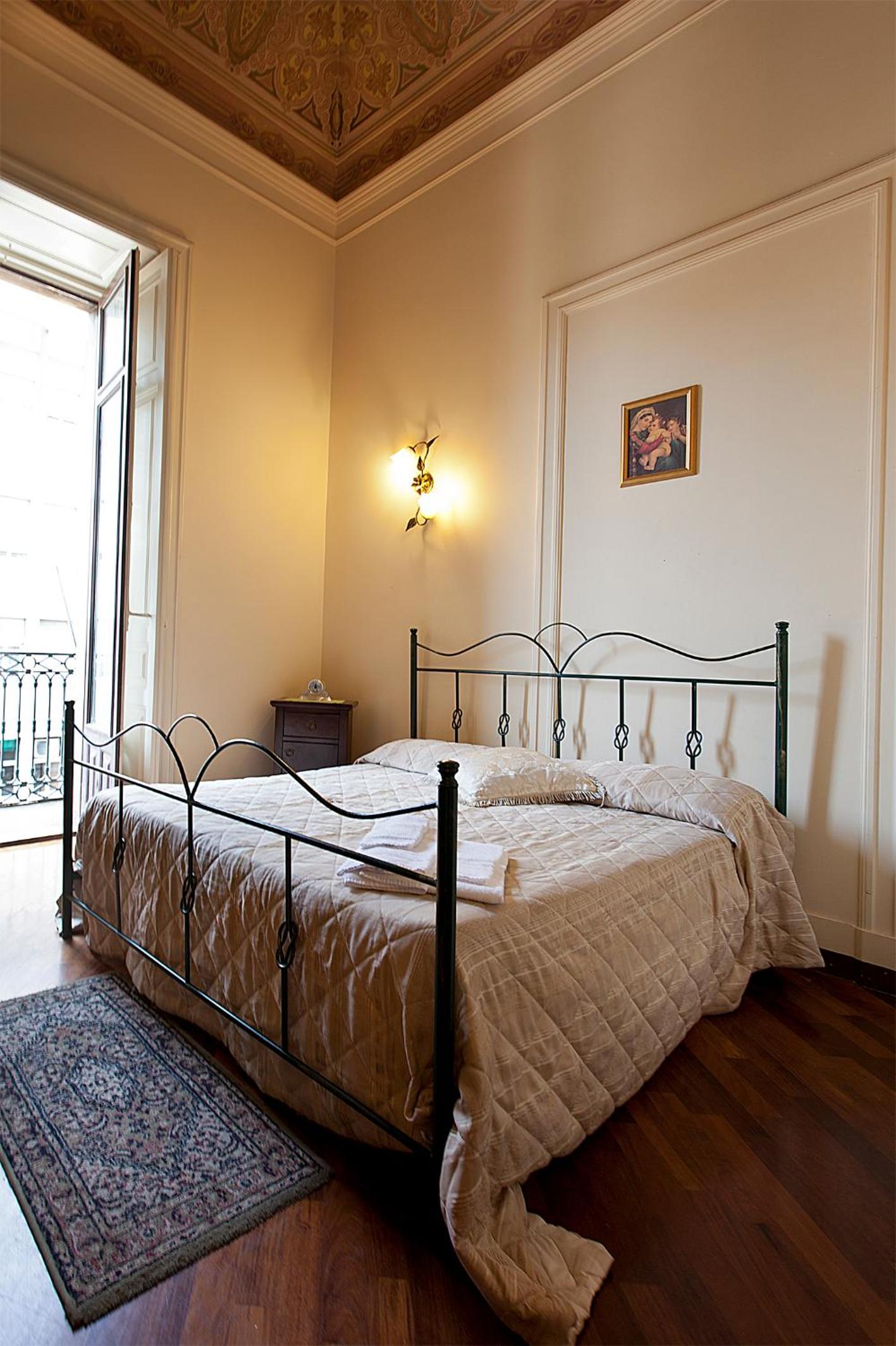 Double or Twin Room - Photo 9