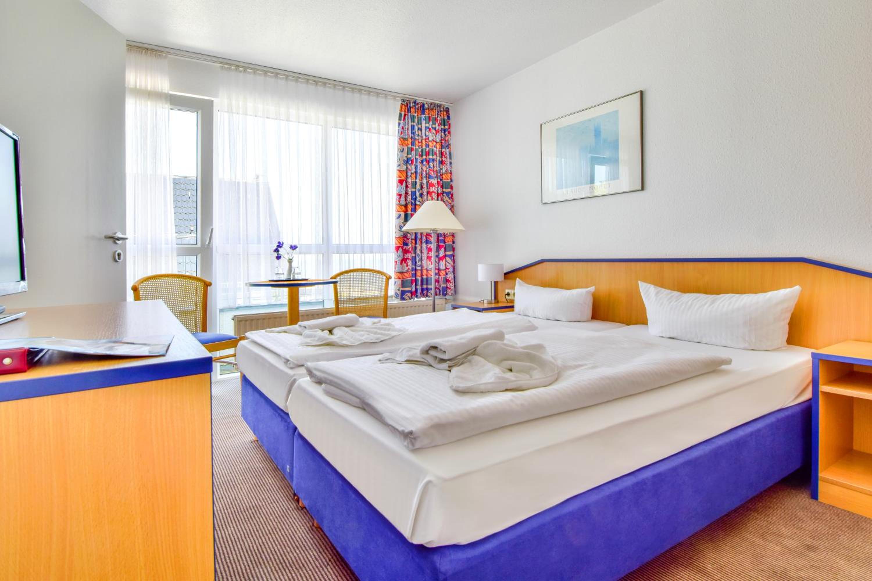 Double Room with Sea View photo 2