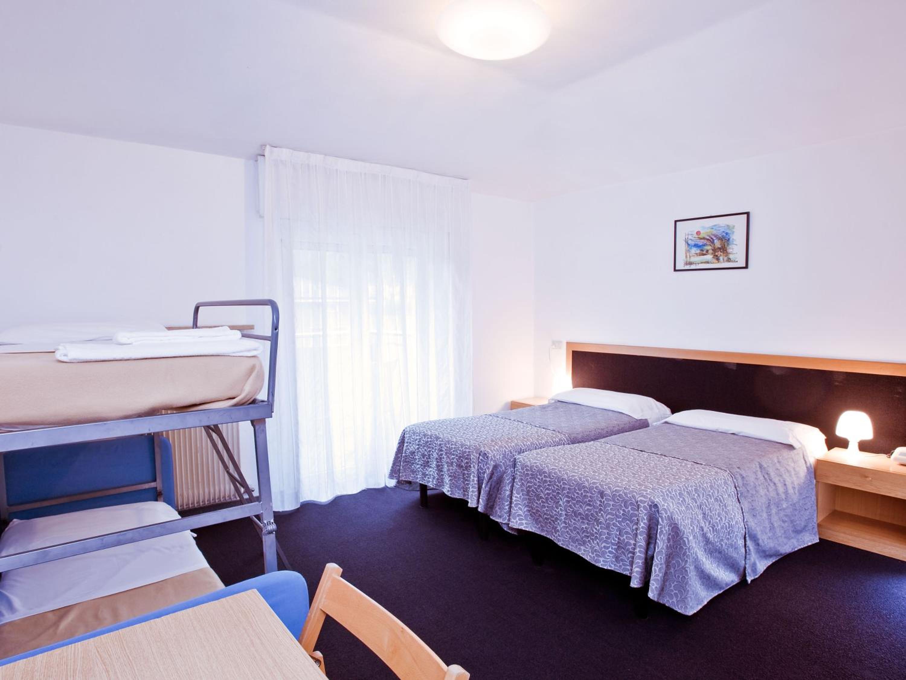 Family Room (2 Adults + 2 Children) photo 1