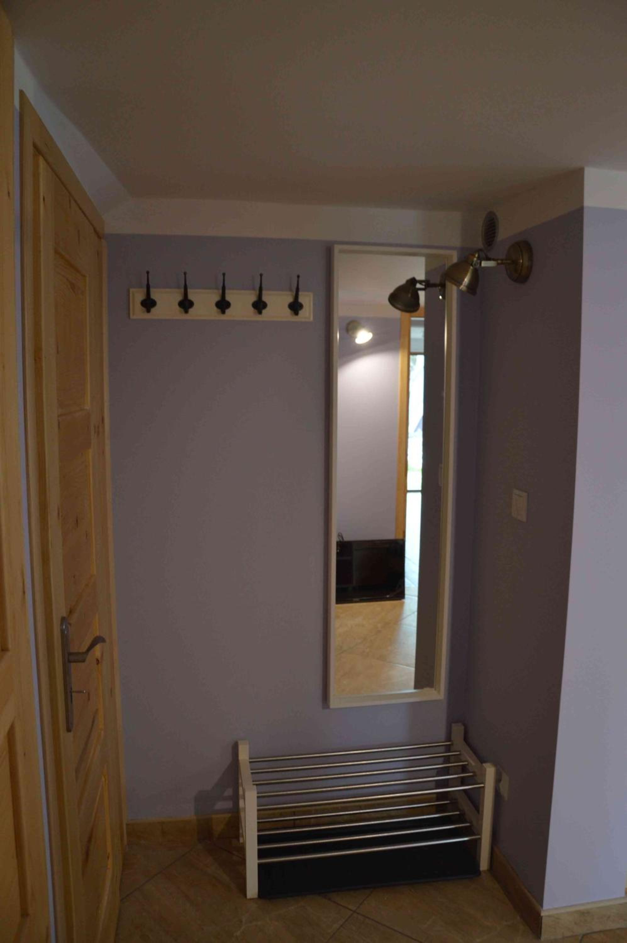 One-Bedroom Apartment - Photo 12