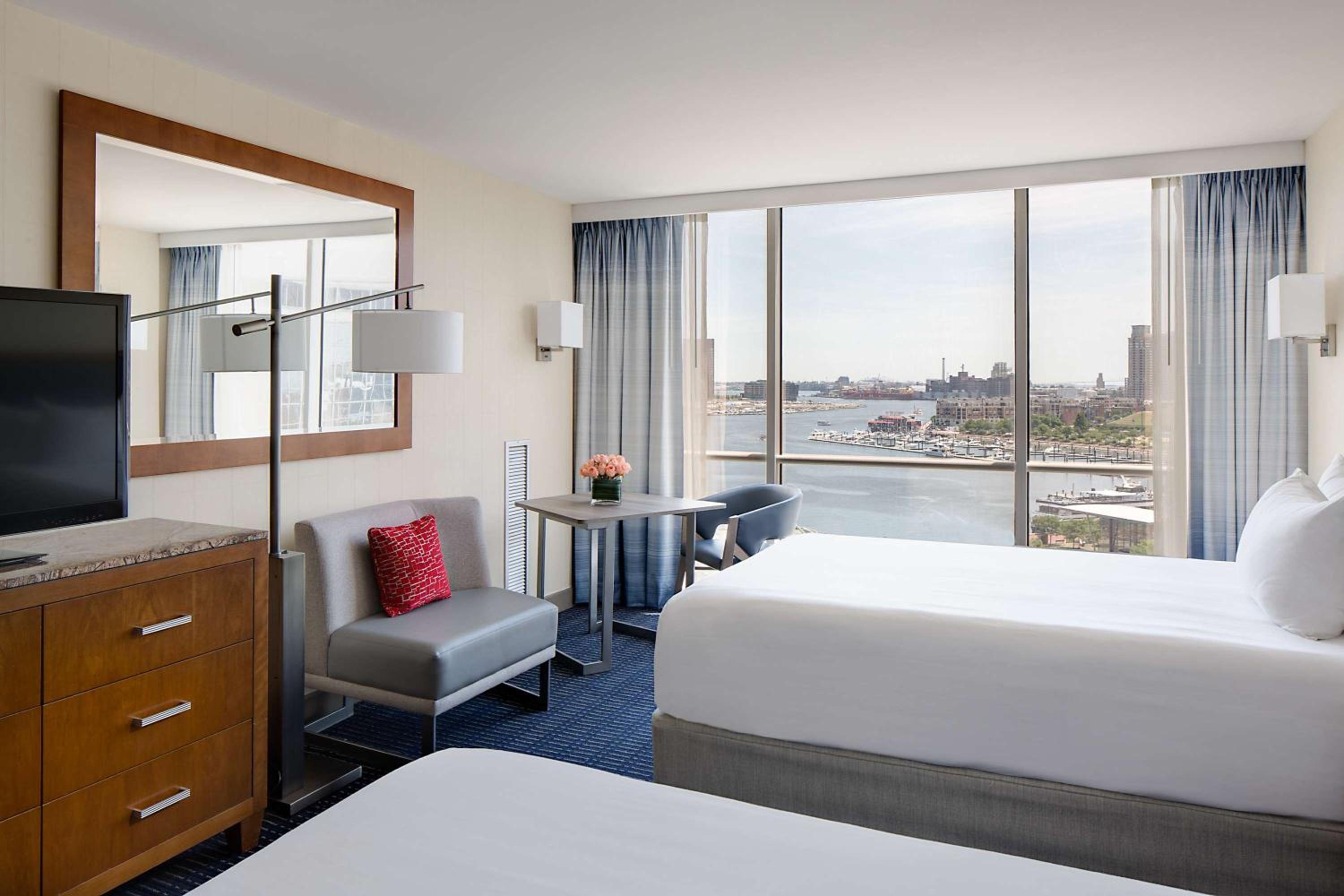 Double Room with Harbor View - Photo 6