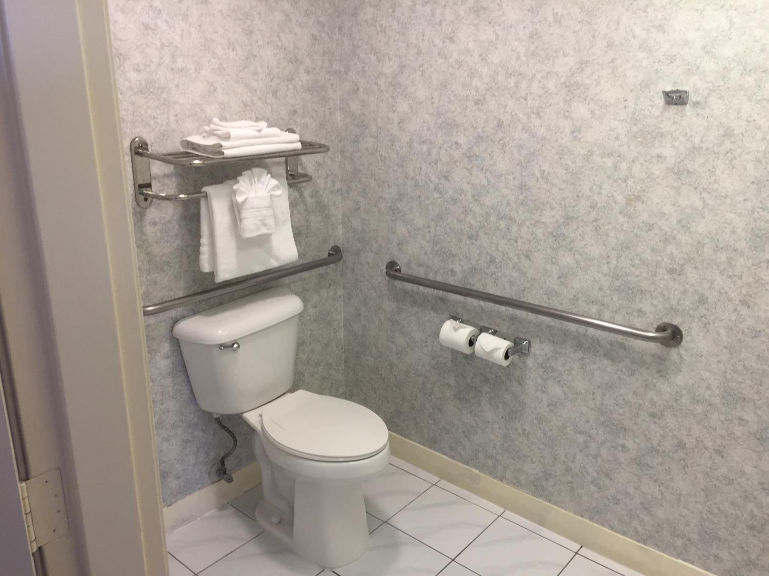 King Room - Non-Smoking - Photo 6