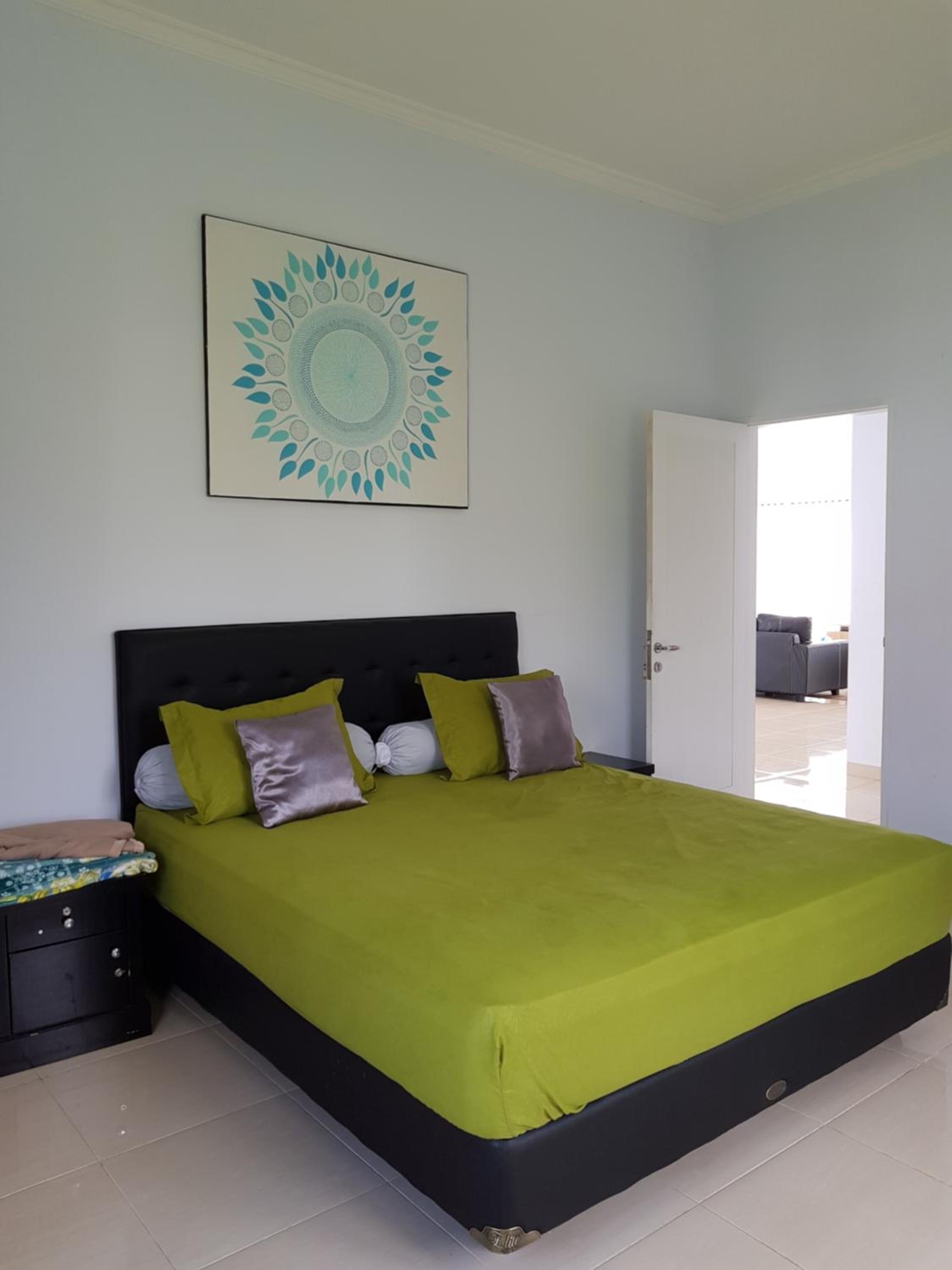 Villa with Private Pool - Photo 22