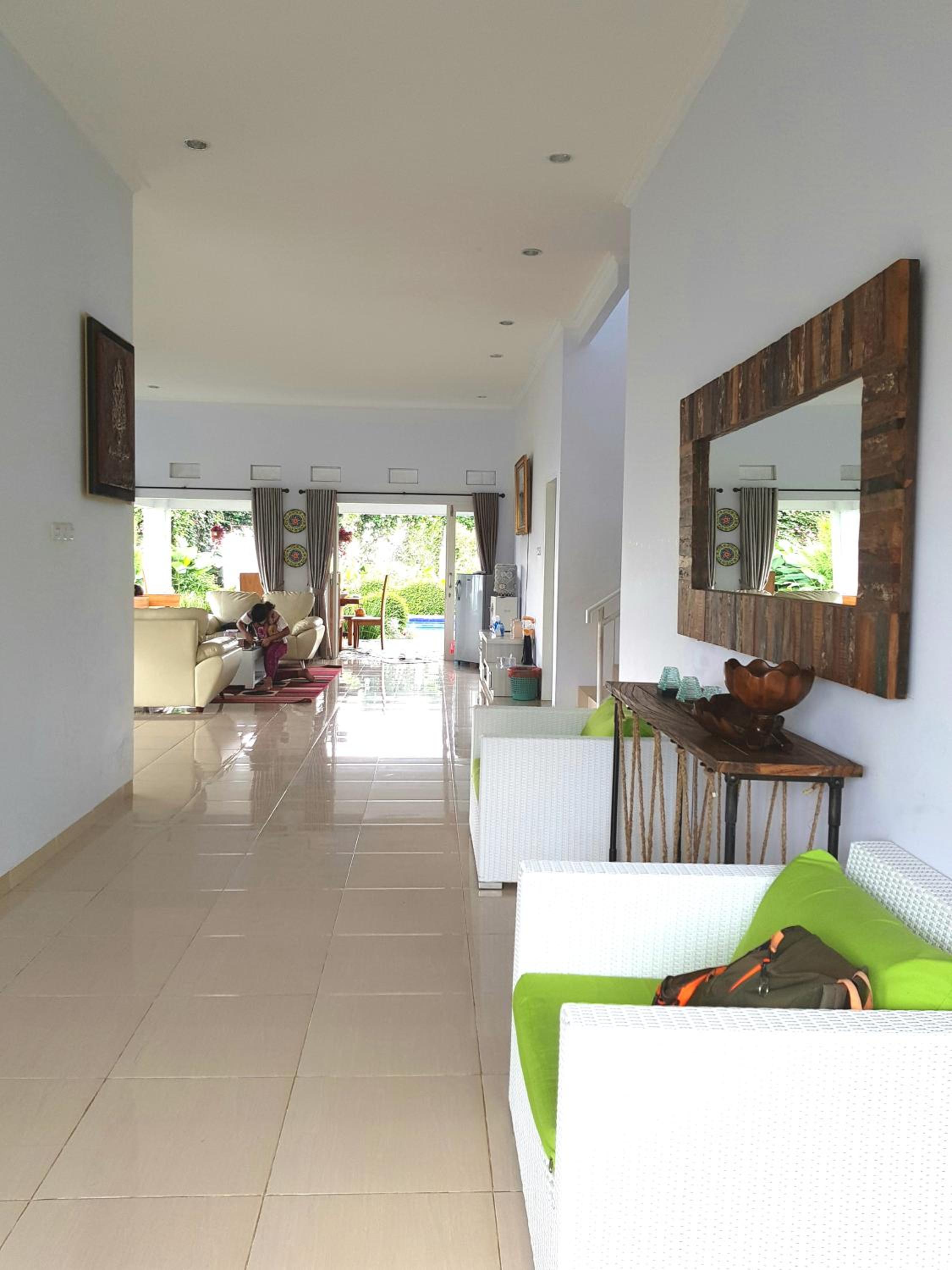Villa with Private Pool - Photo 20